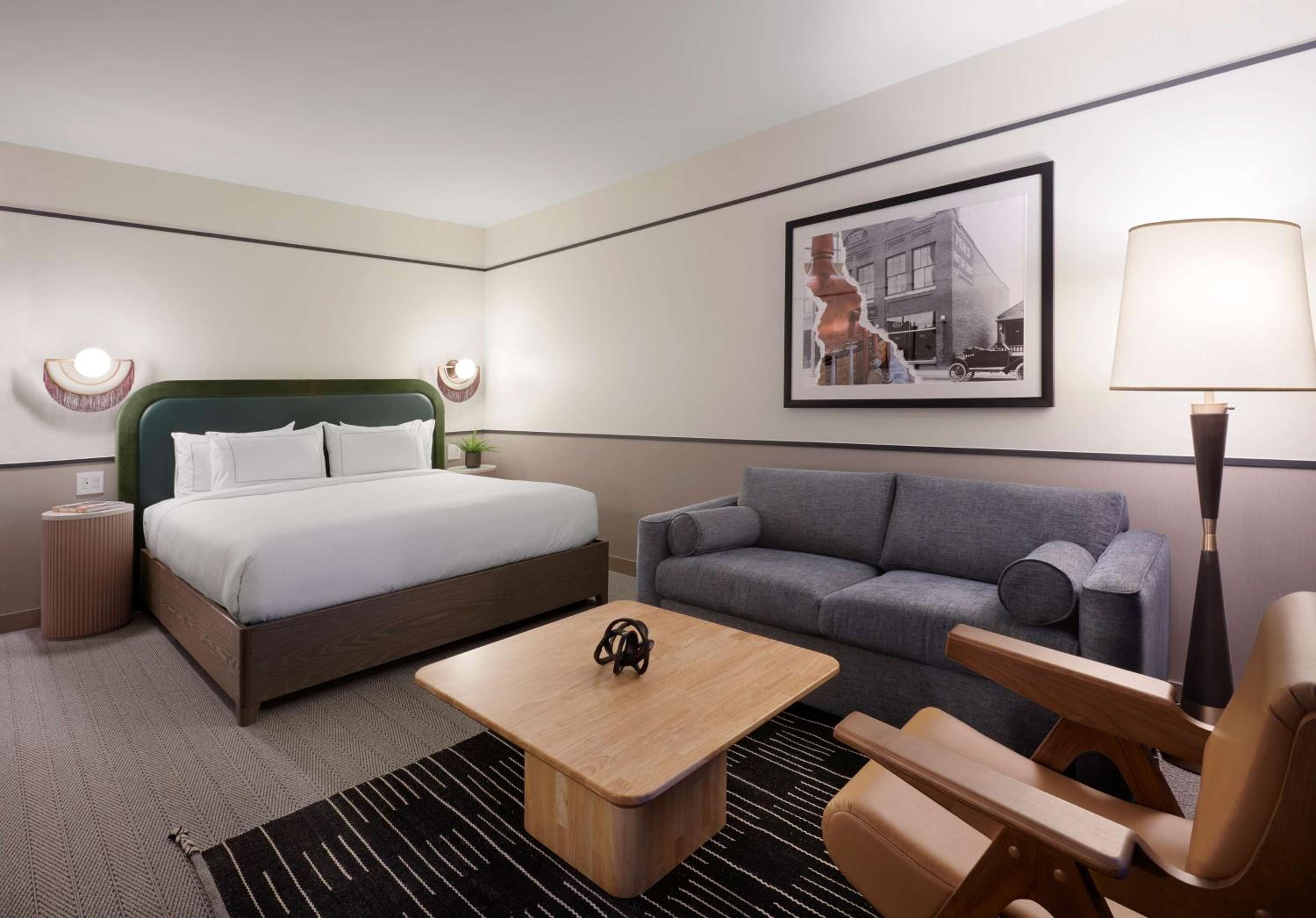 King Studio Suite