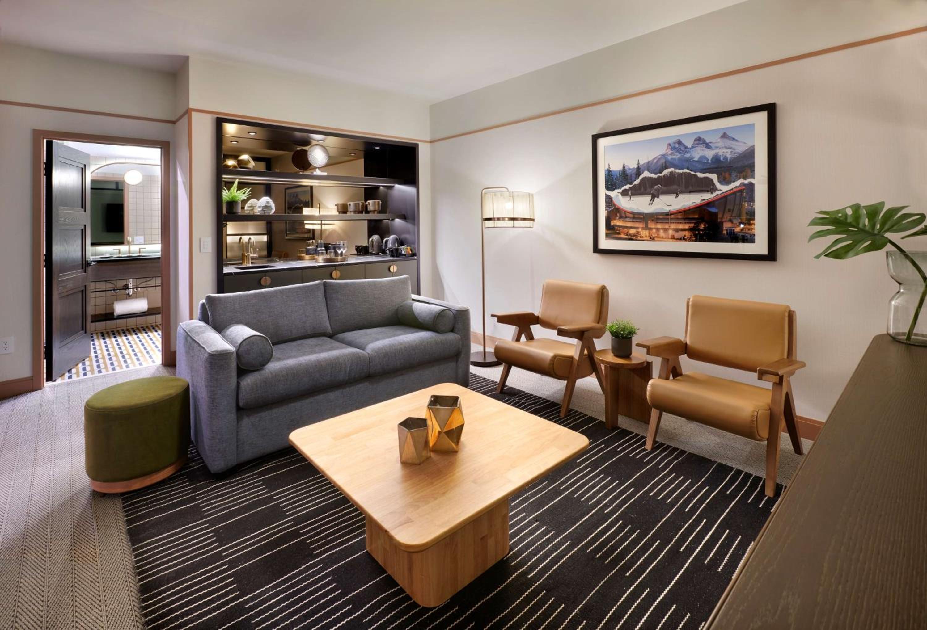 One-Bedroom Revel Suite