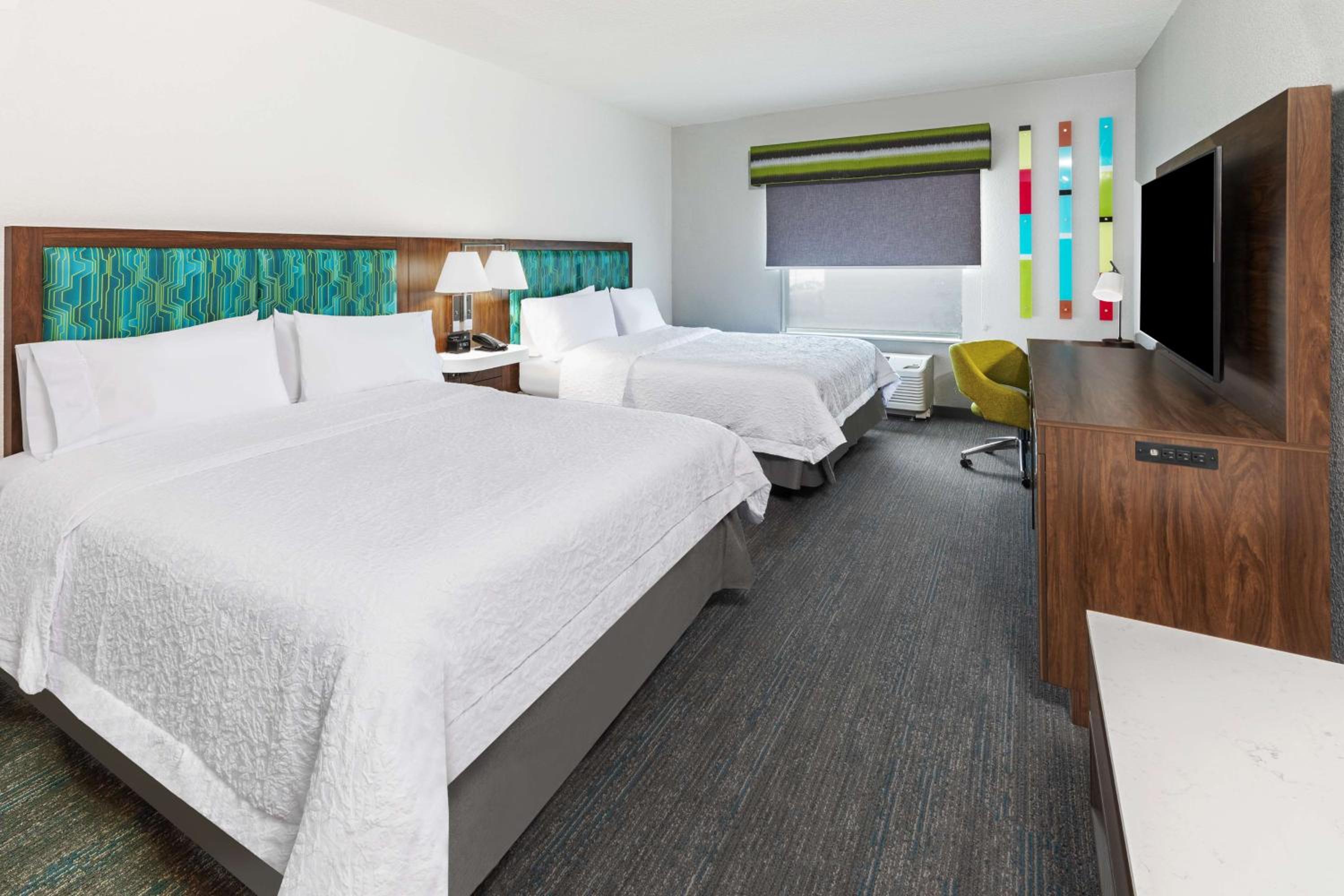 Queen Room with Two Queen Beds - Photo 1
