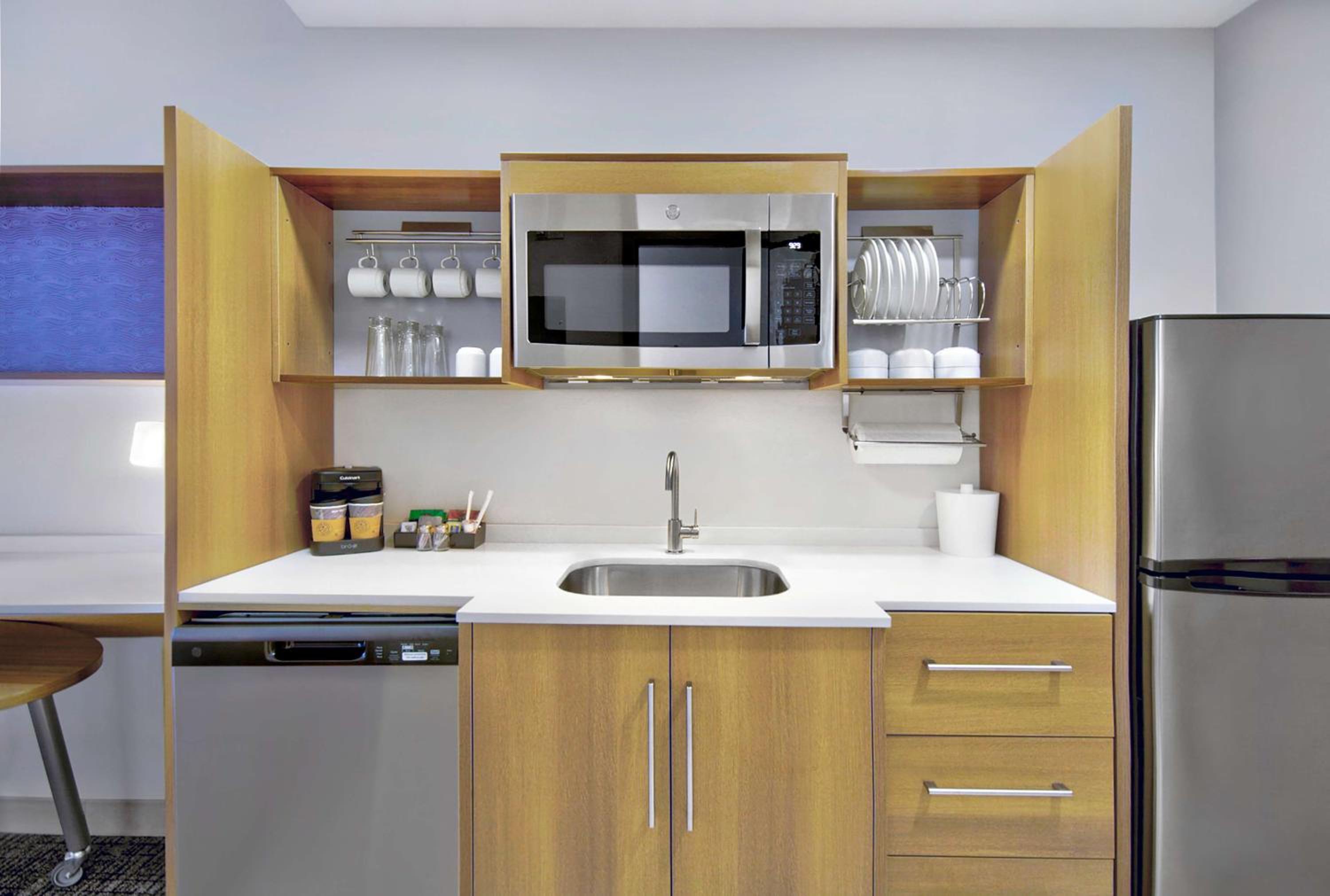 King Studio Suite - Photo 2