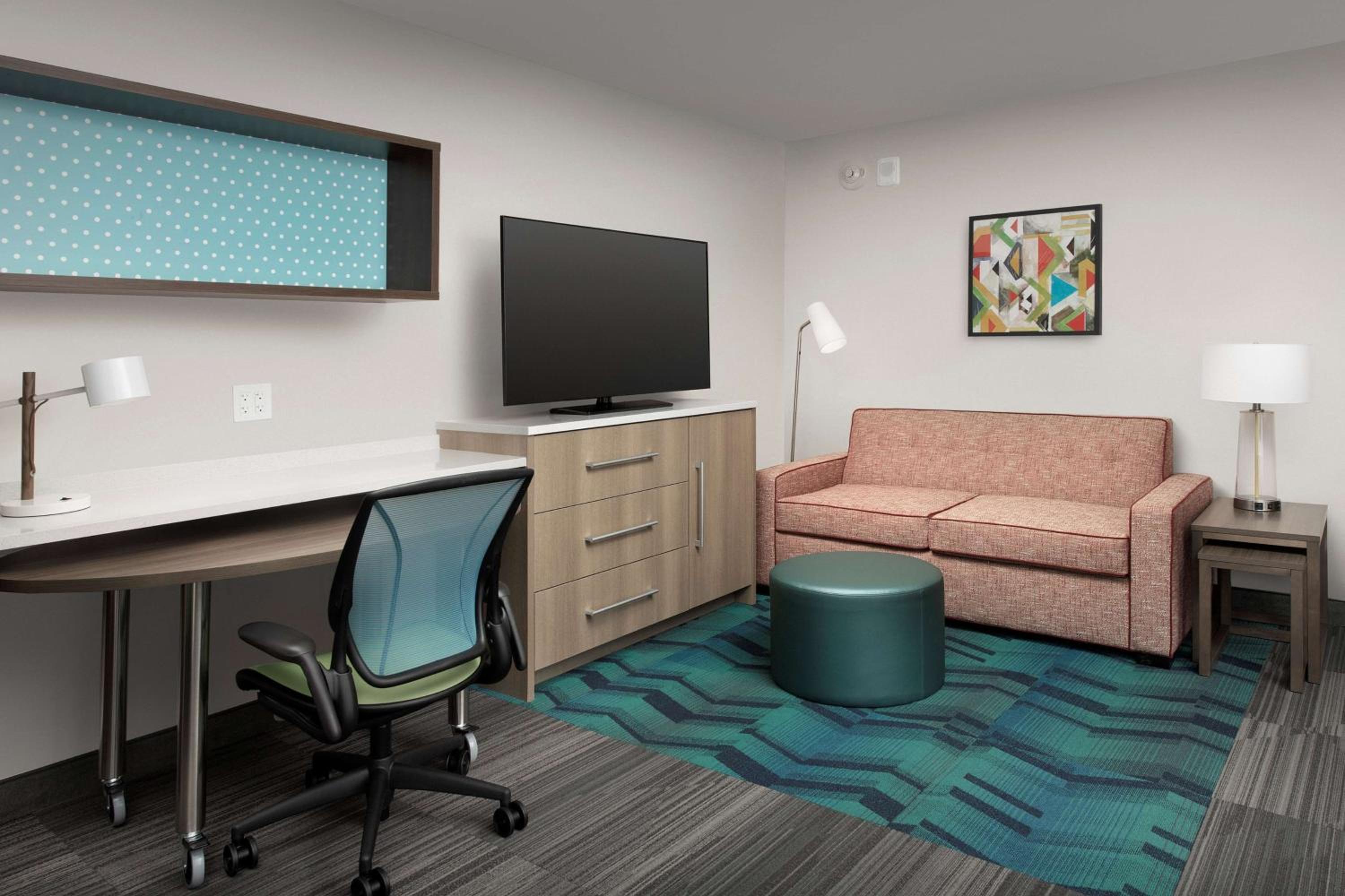 King Studio Suite with View photo 2