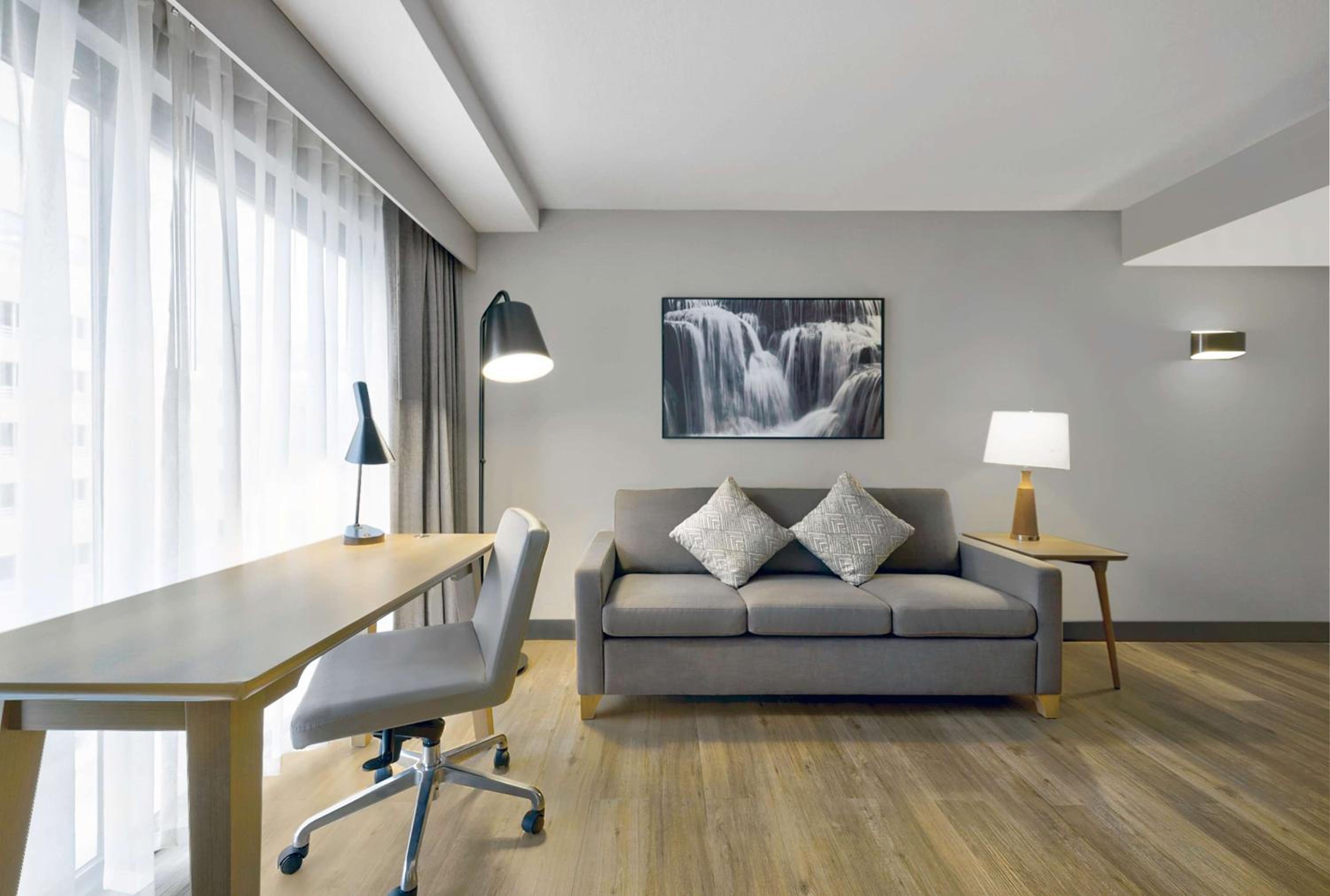King Suite - Photo 5