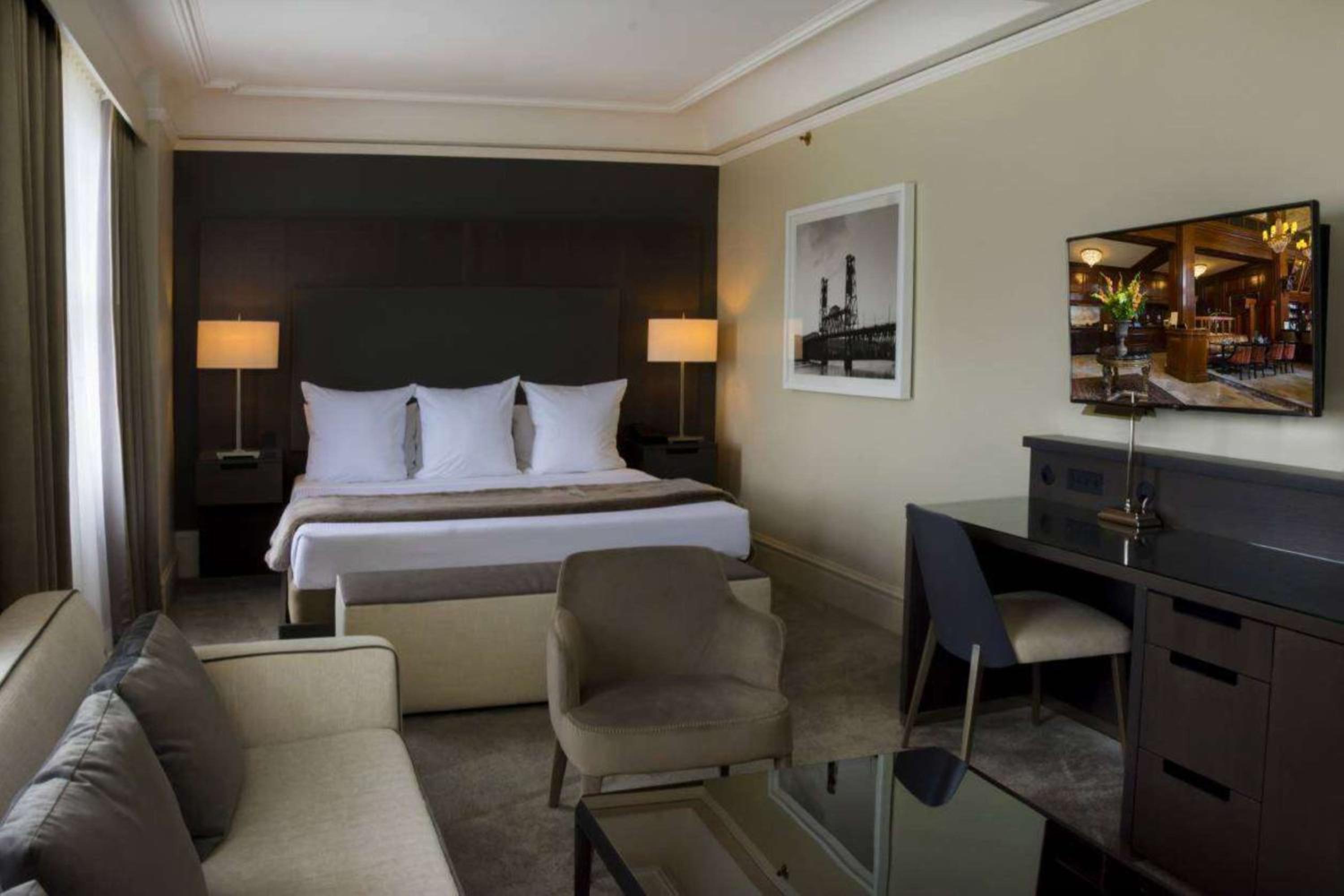 King Studio Suite - Photo 2