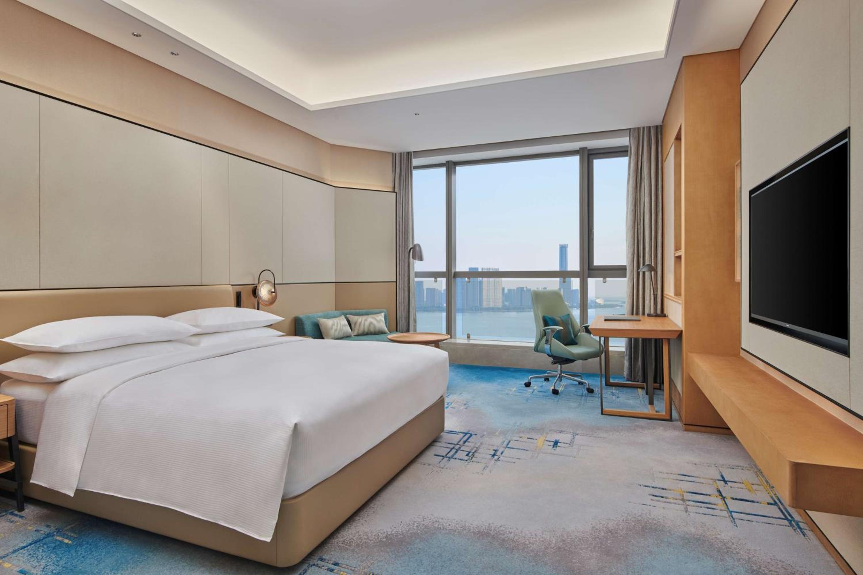 Executive King Room - Lounge Access - Photo 1