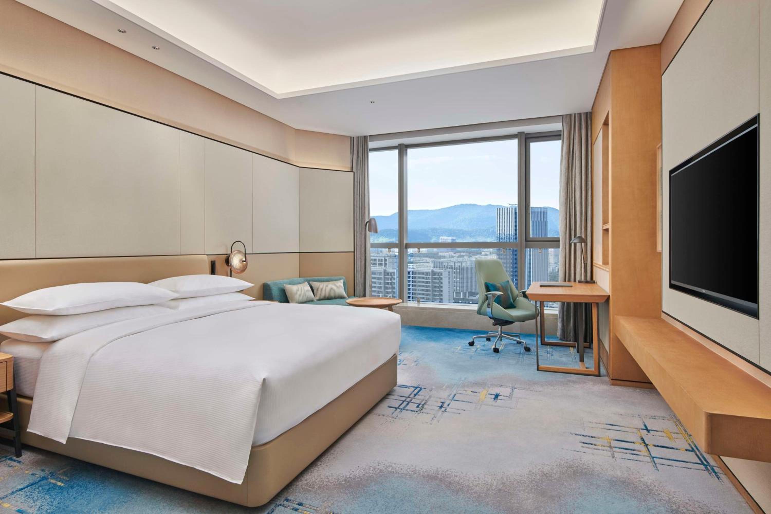 King Room - Mobility Accessible