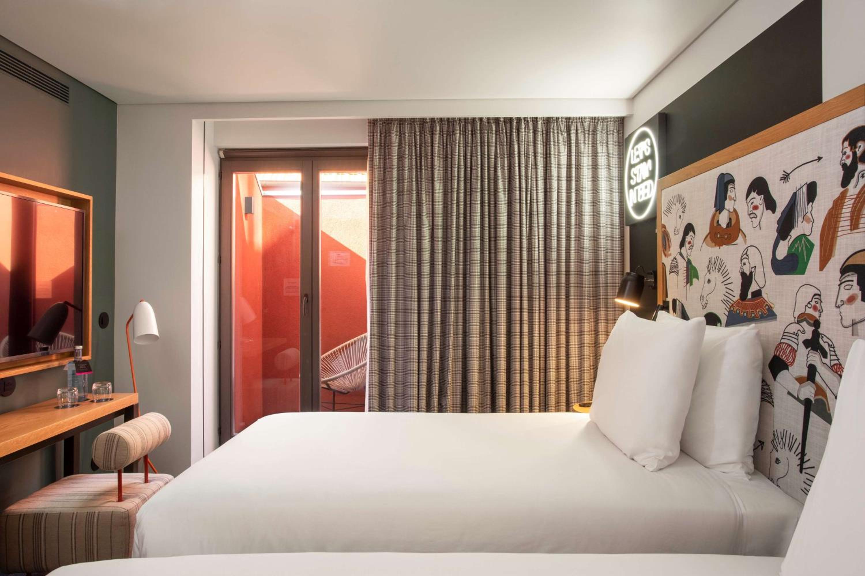 Superior Twin Room - Photo 2
