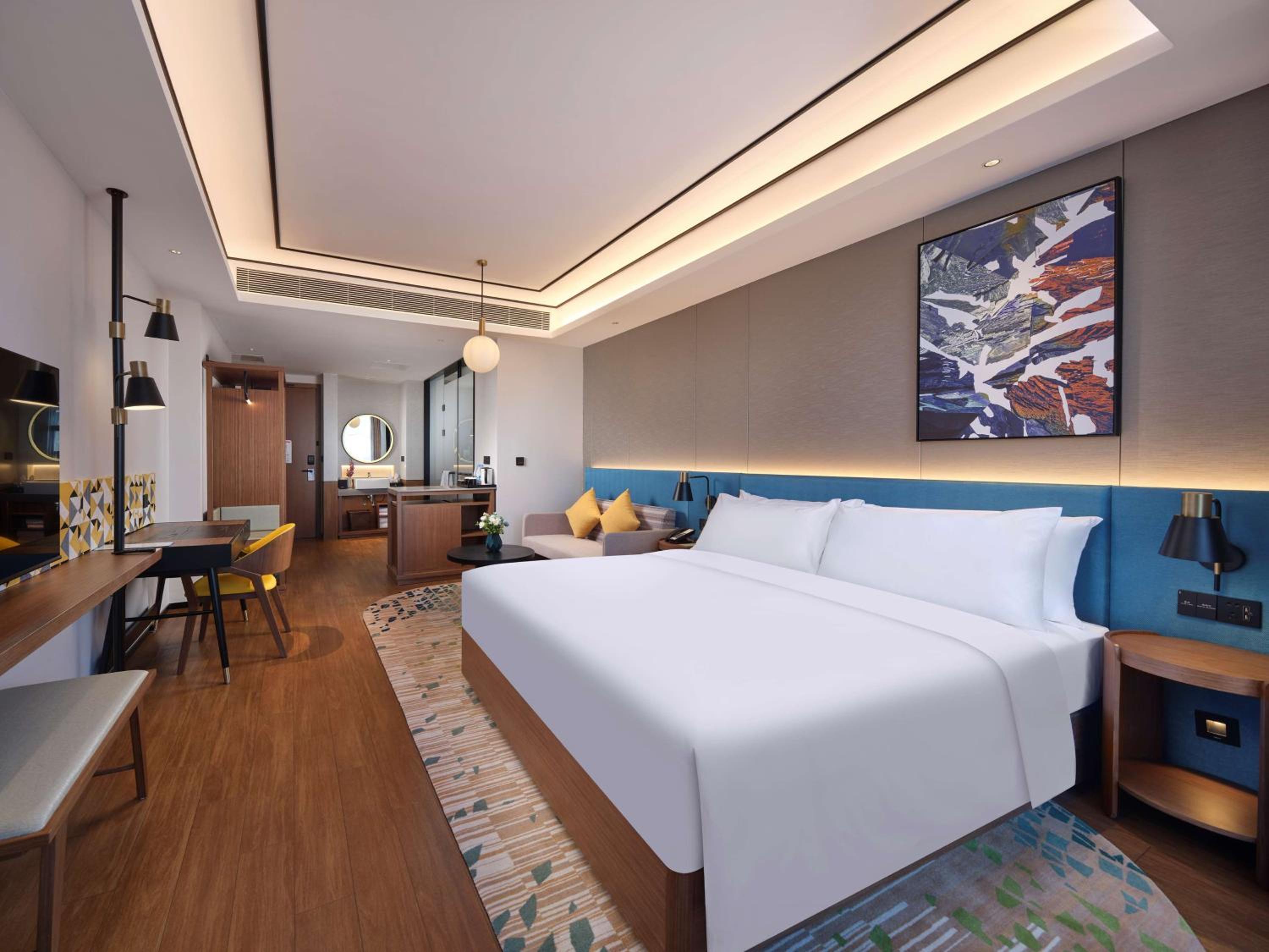 Superior King Room - Photo 2