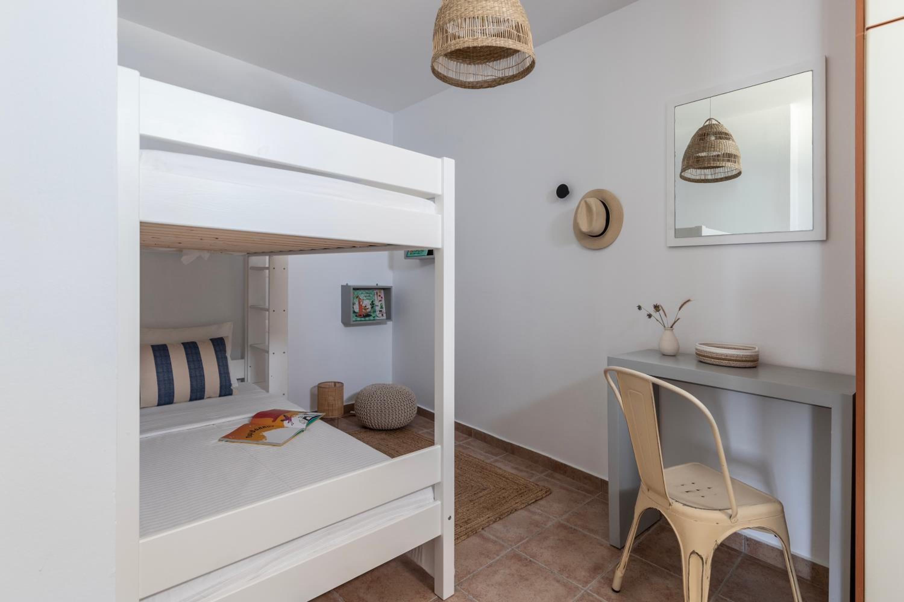 Three-Bedroom Villa photo 1
