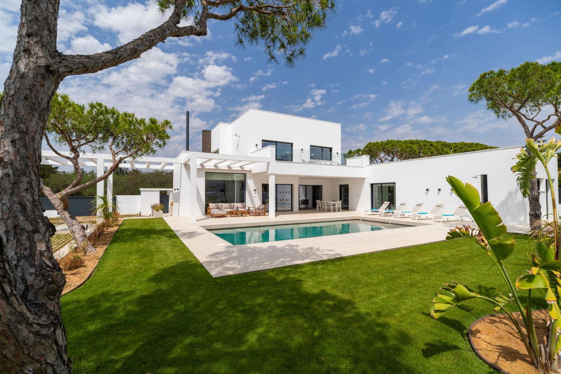 Villa photo 3