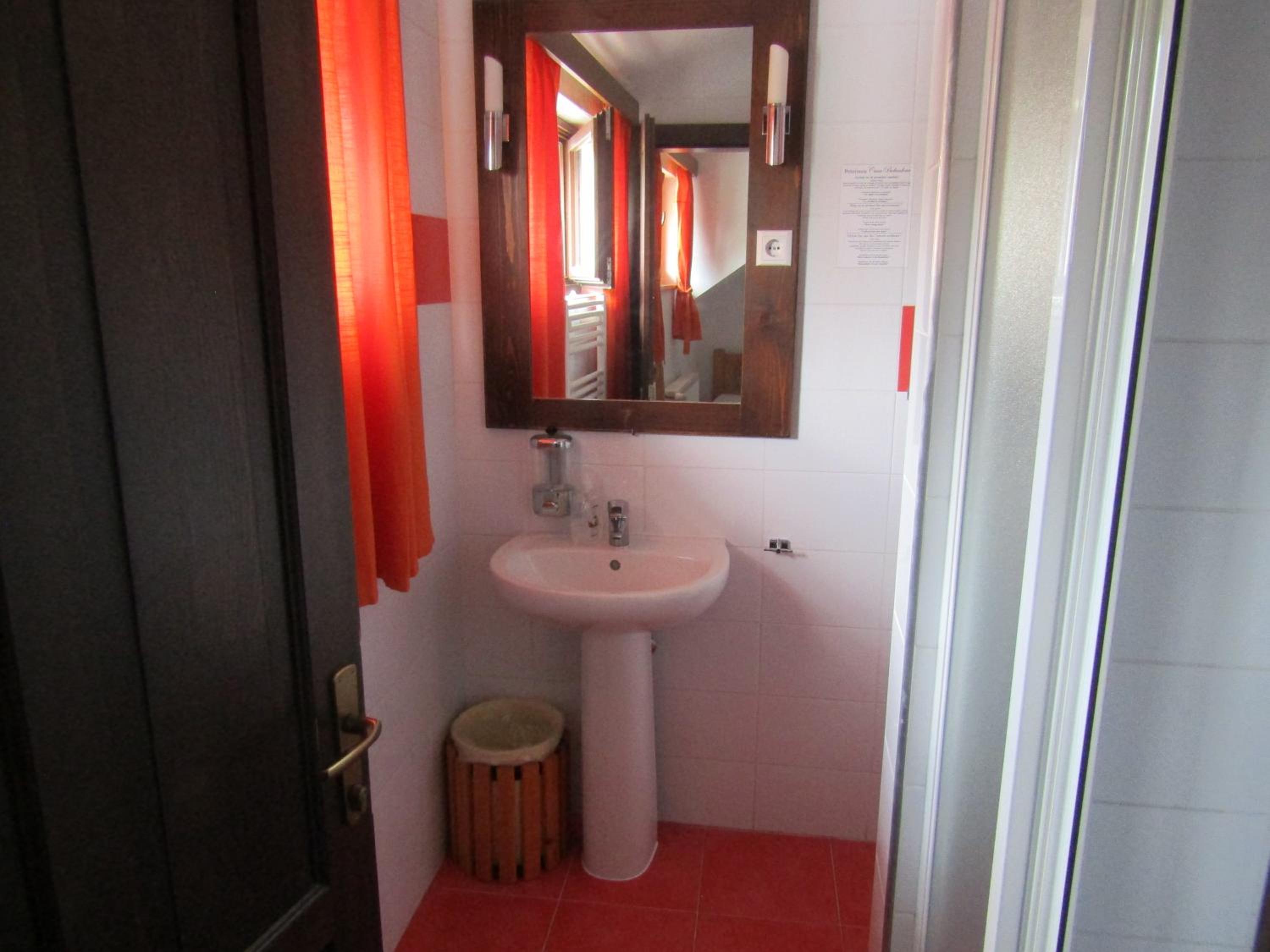 Two-Bedroom Suite photo 3