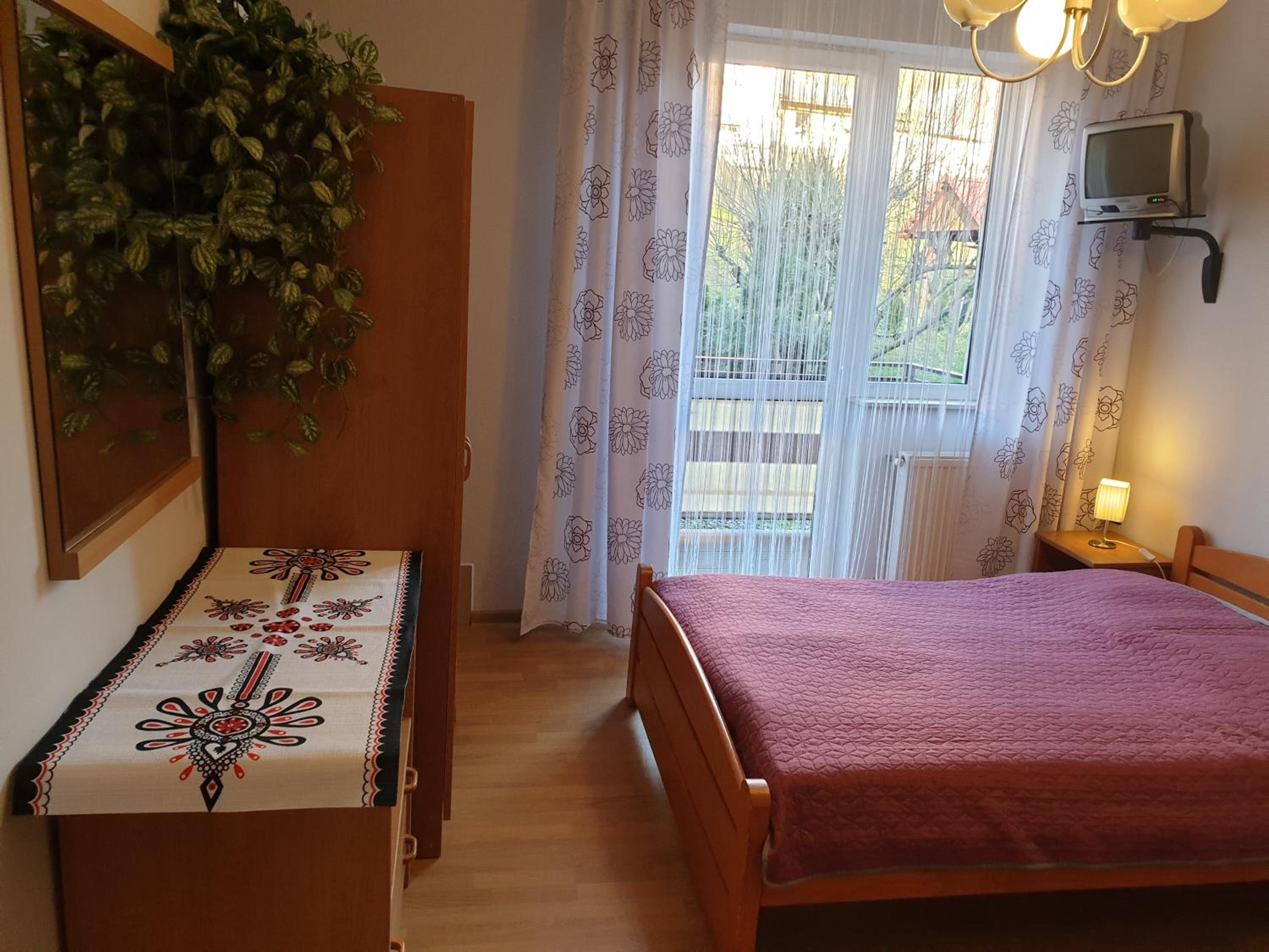 Double Room with Balcony (2 Adults + 1 Child) photo 3