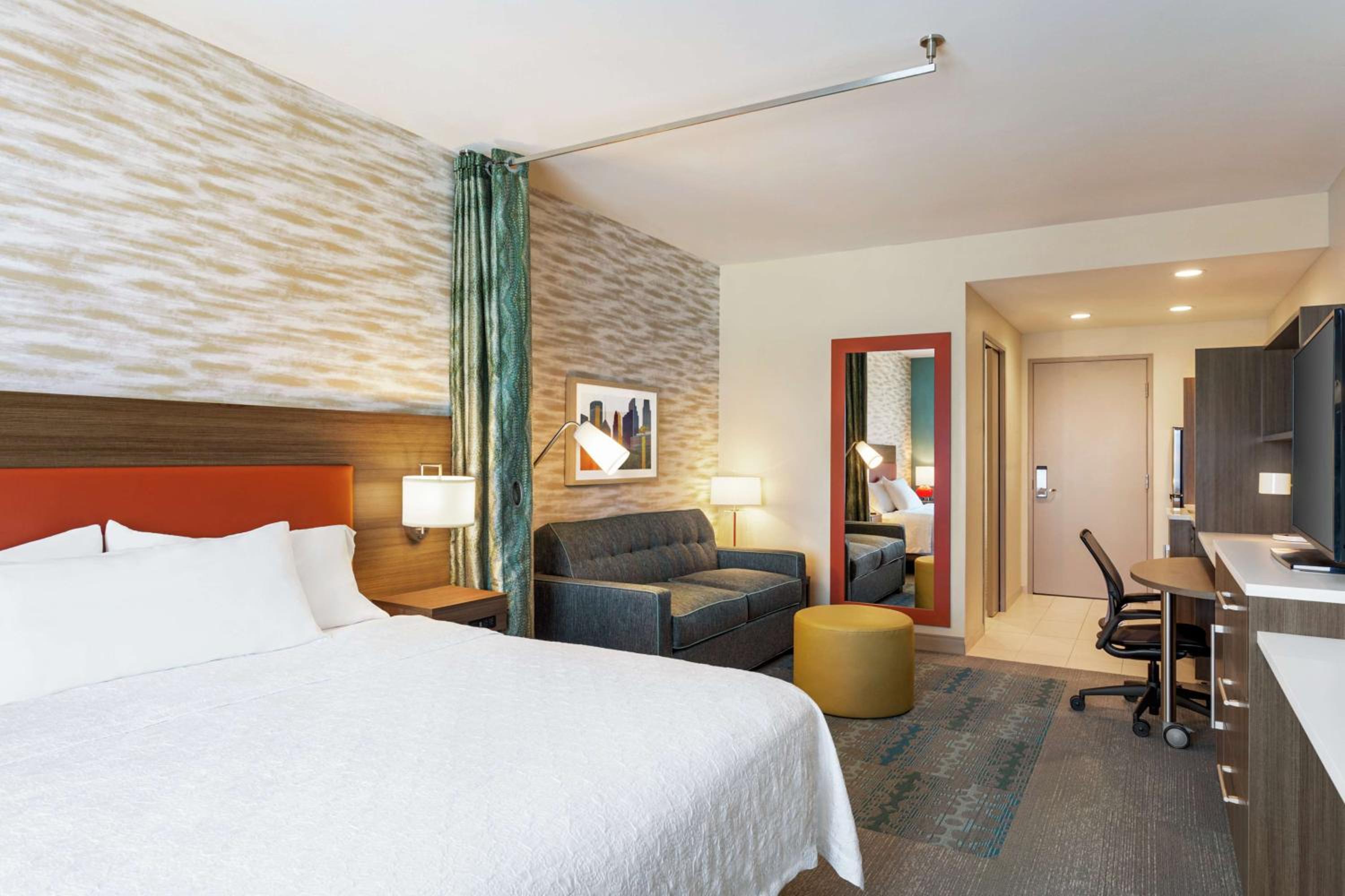 King Studio Suite - Photo 6
