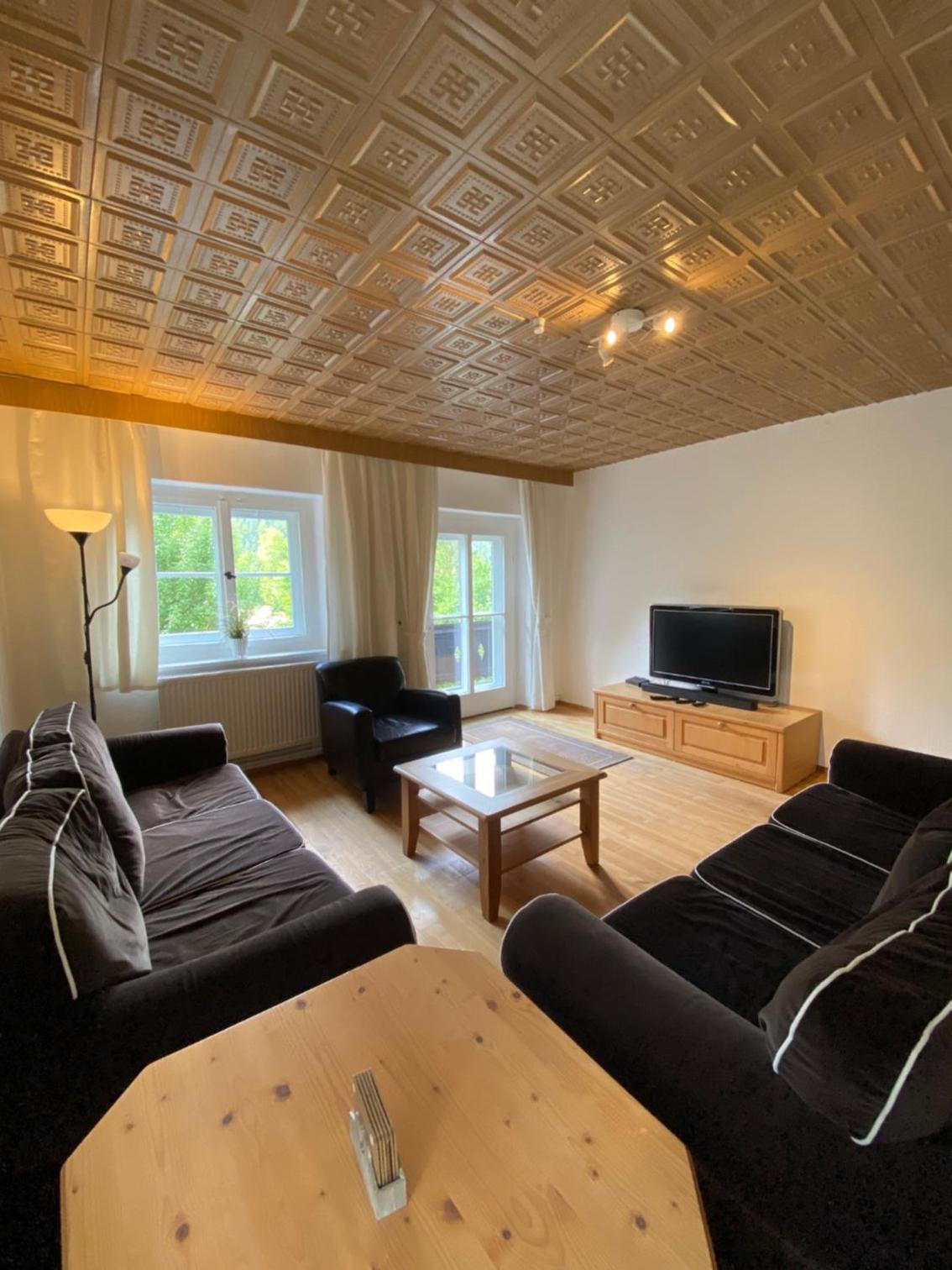 Three-Bedroom Apartment with Mountain View photo 3