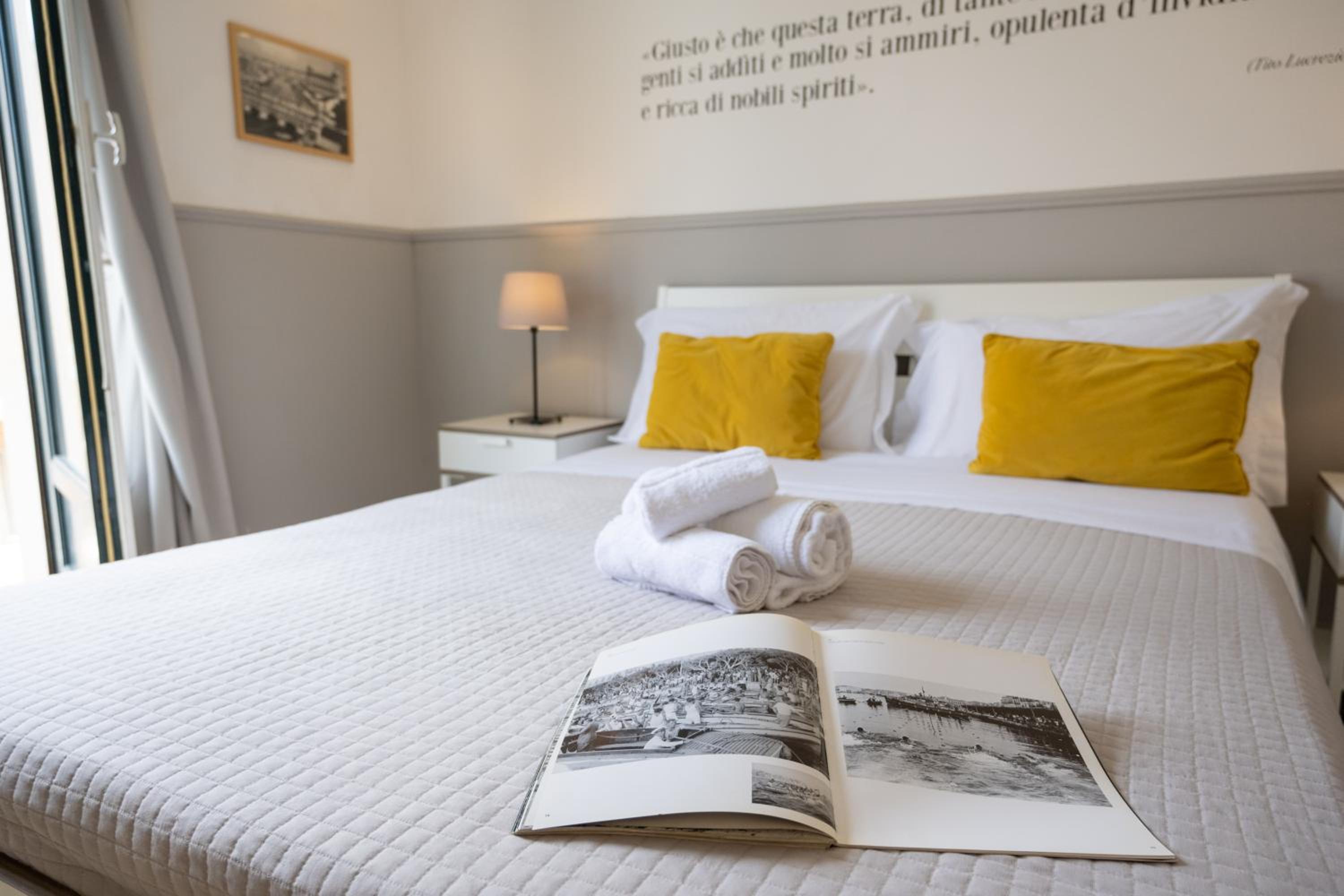 Deluxe Double Room with Balcony - Photo 1