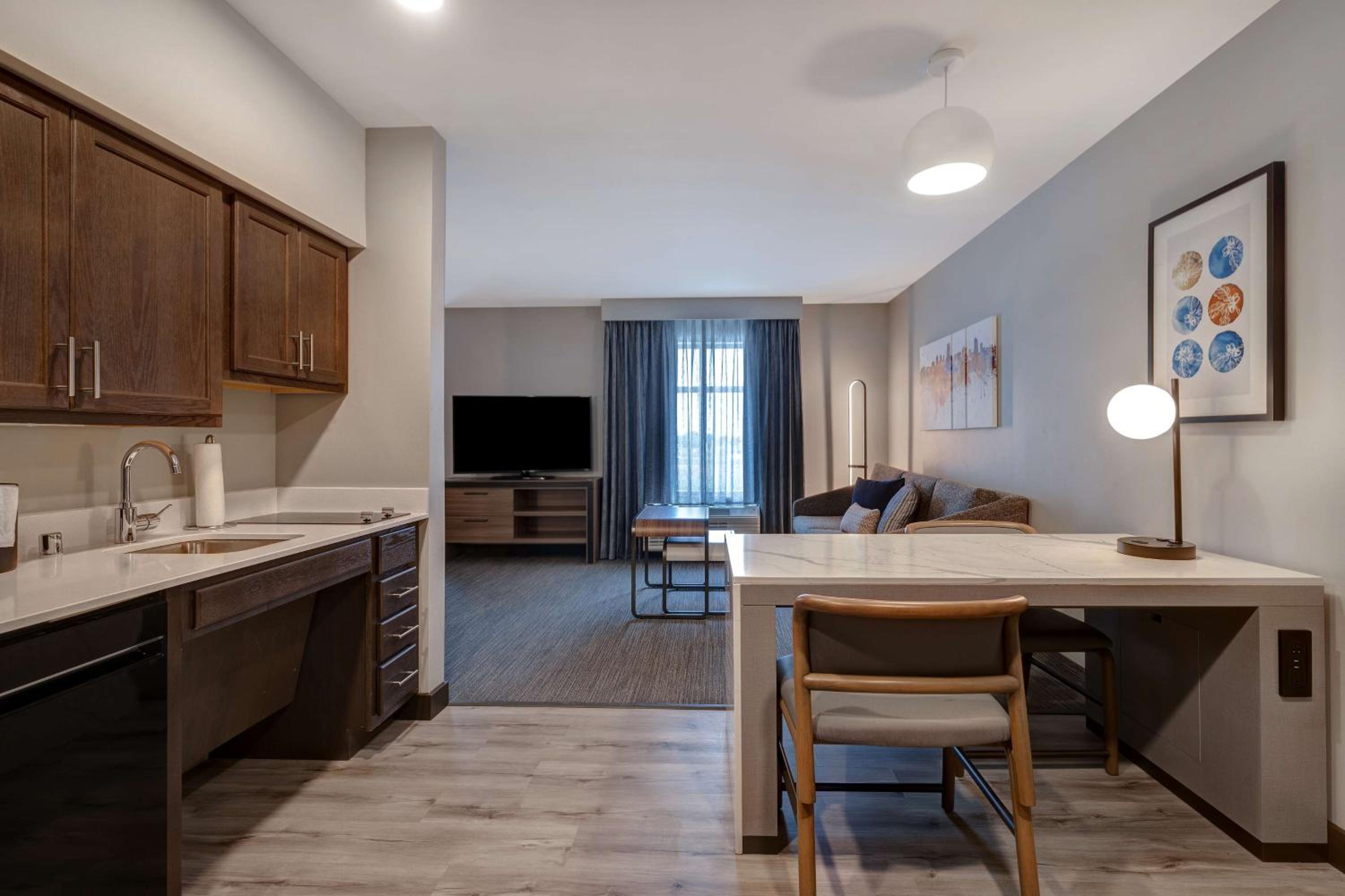 King Studio Suite - Photo 1
