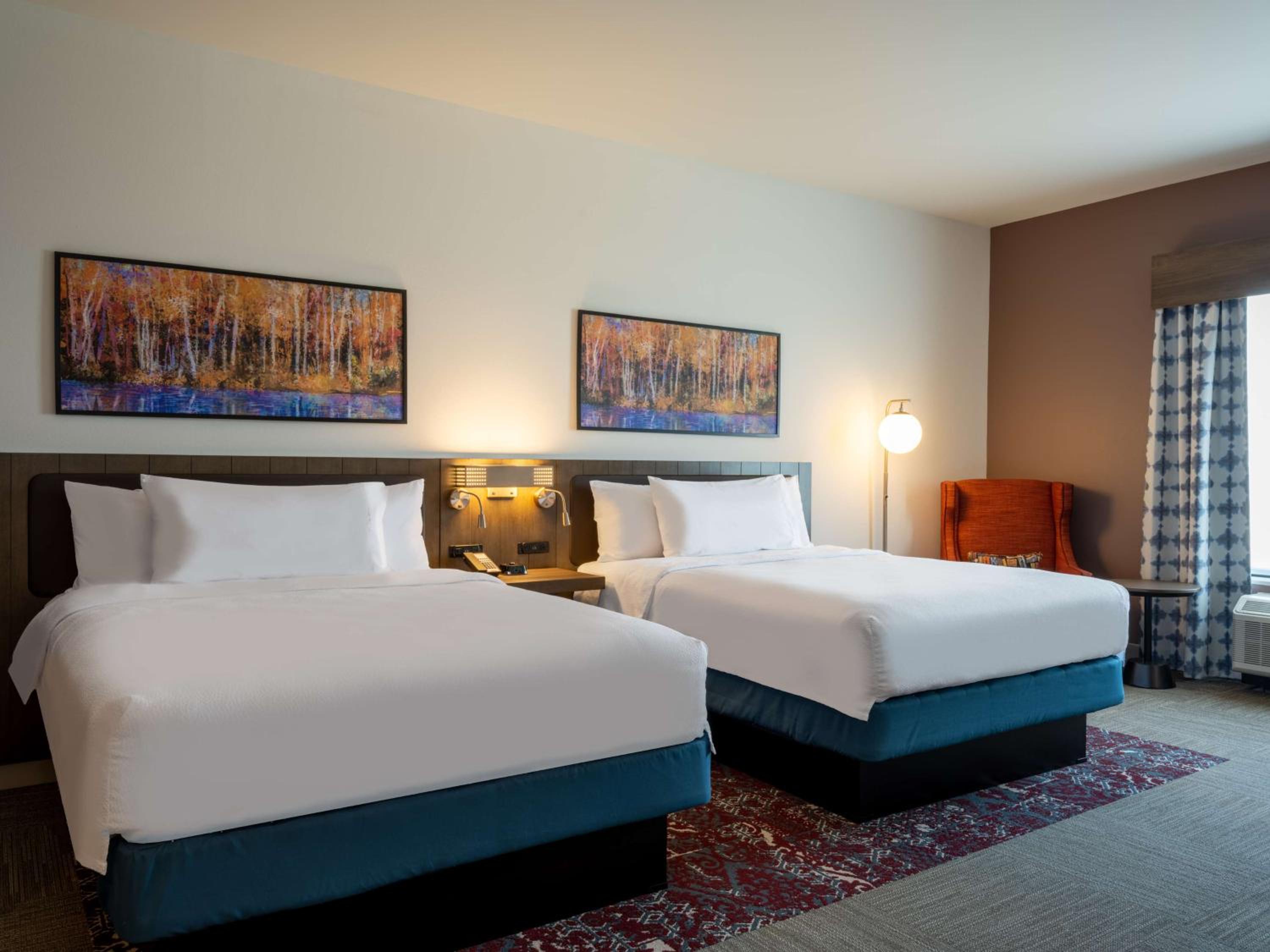 Queen Room with Two Queen Beds - Photo 1