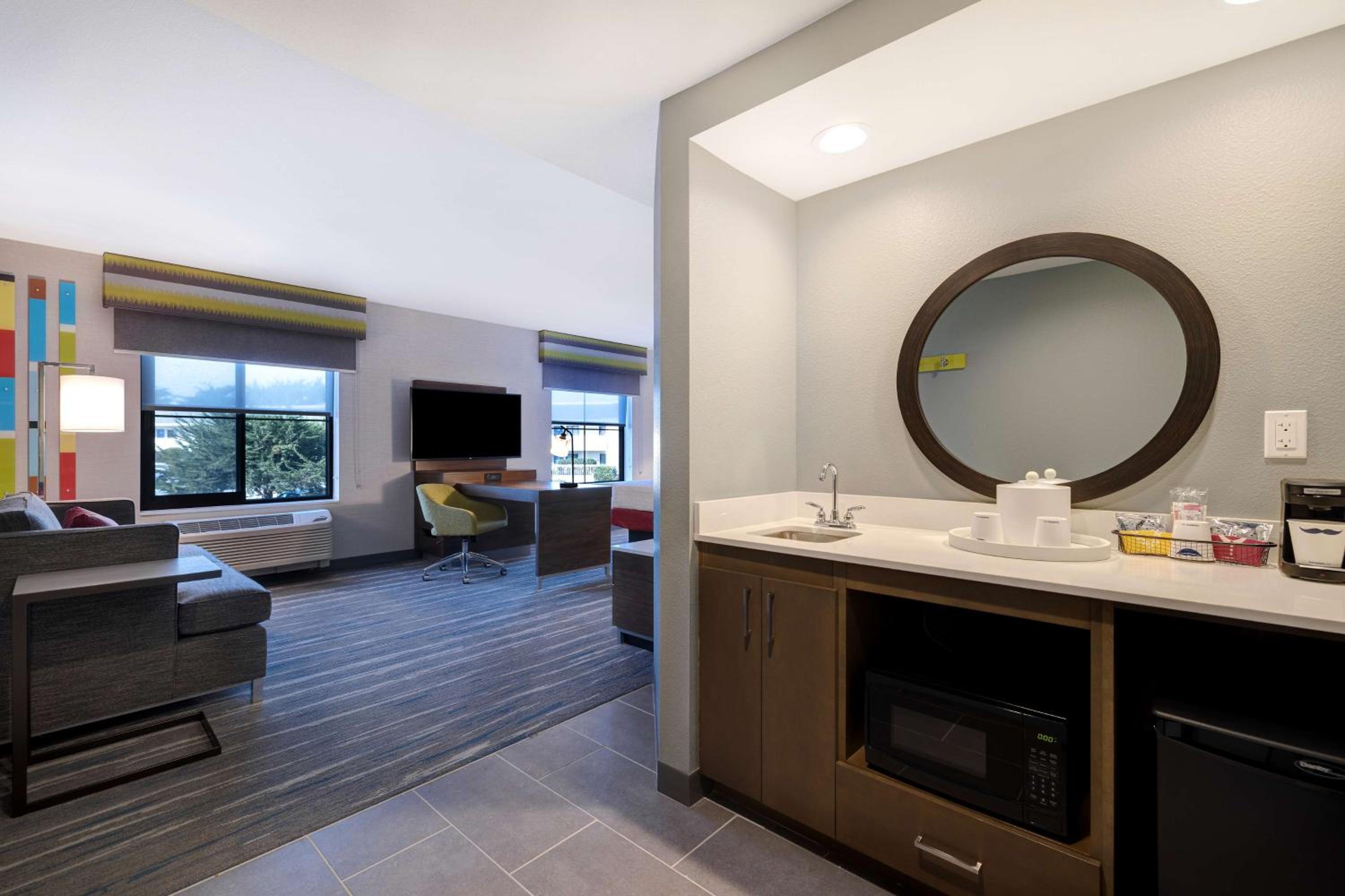 King Studio Suite - Photo 6