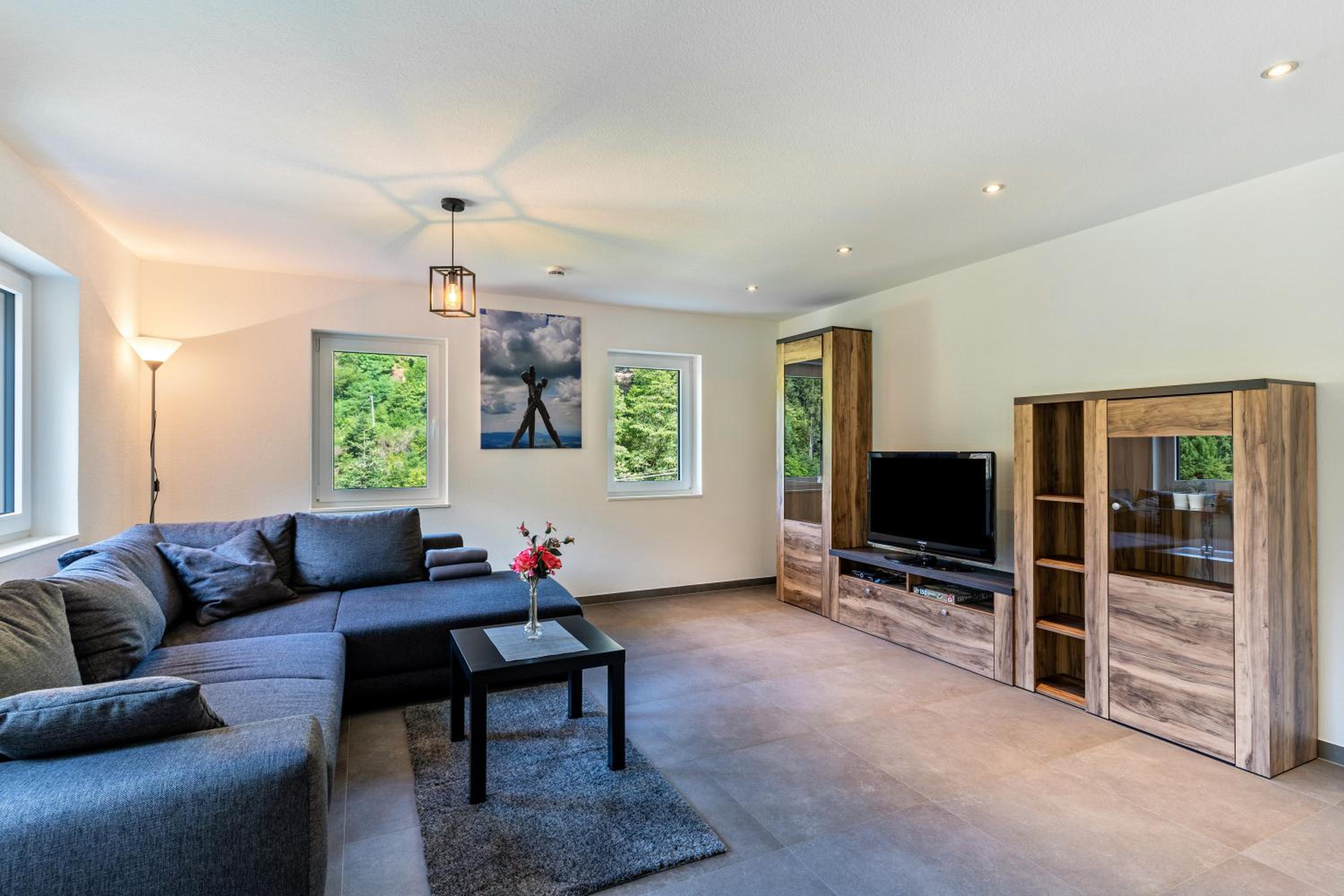 Two-Bedroom Deluxe Apartment with Garden View