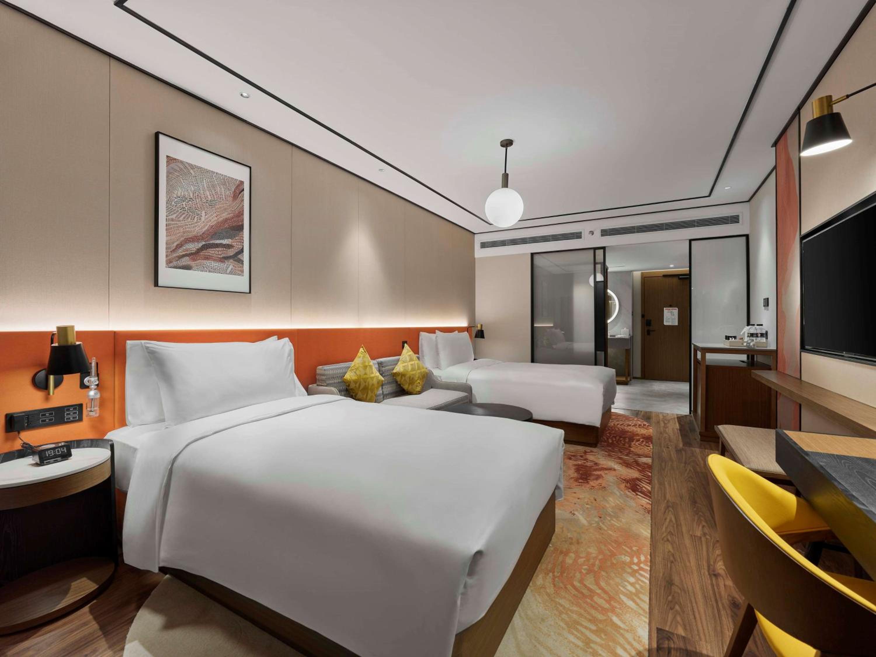 Twin Room - Photo 3