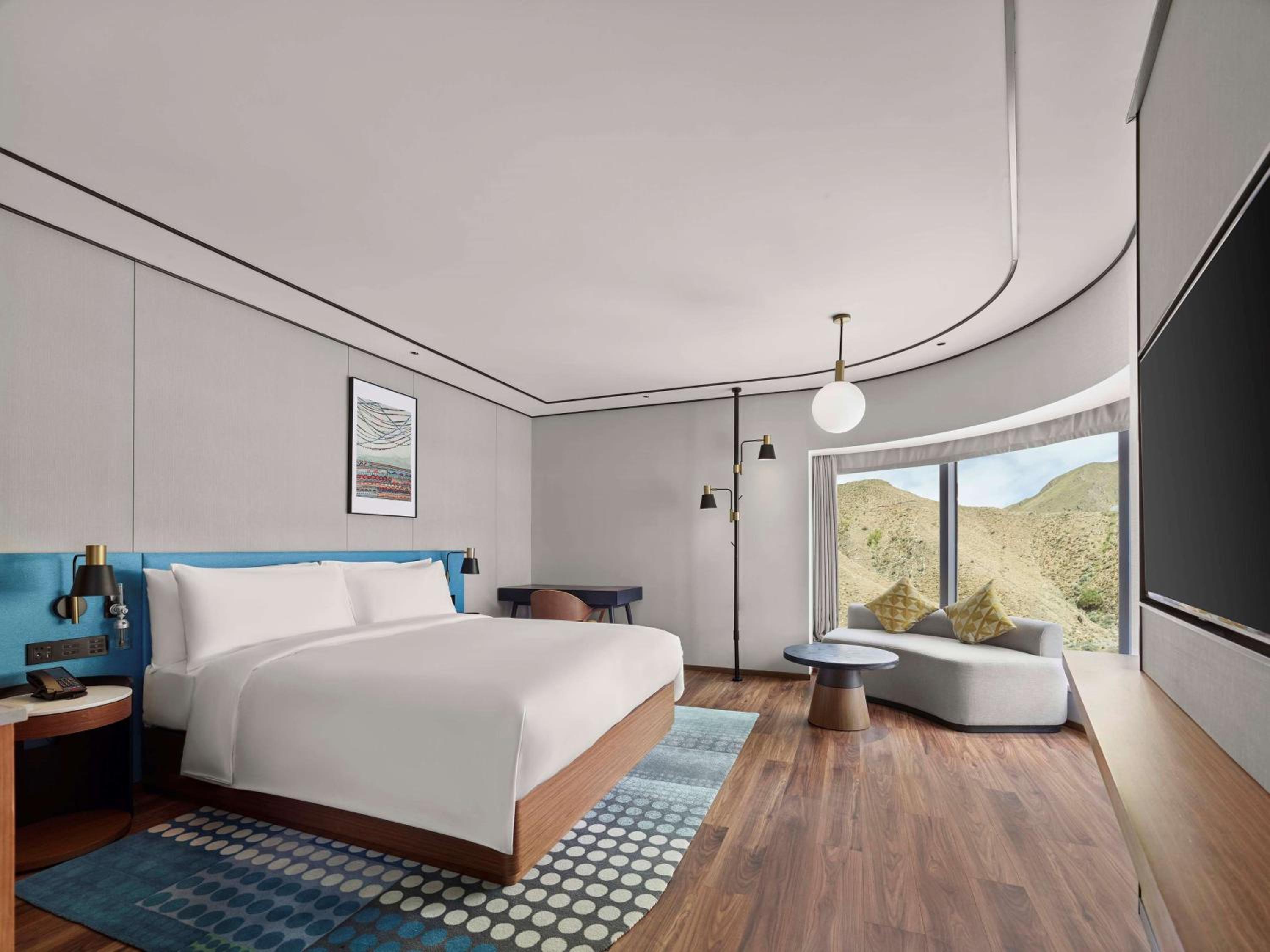 Superior King Room - Photo 2