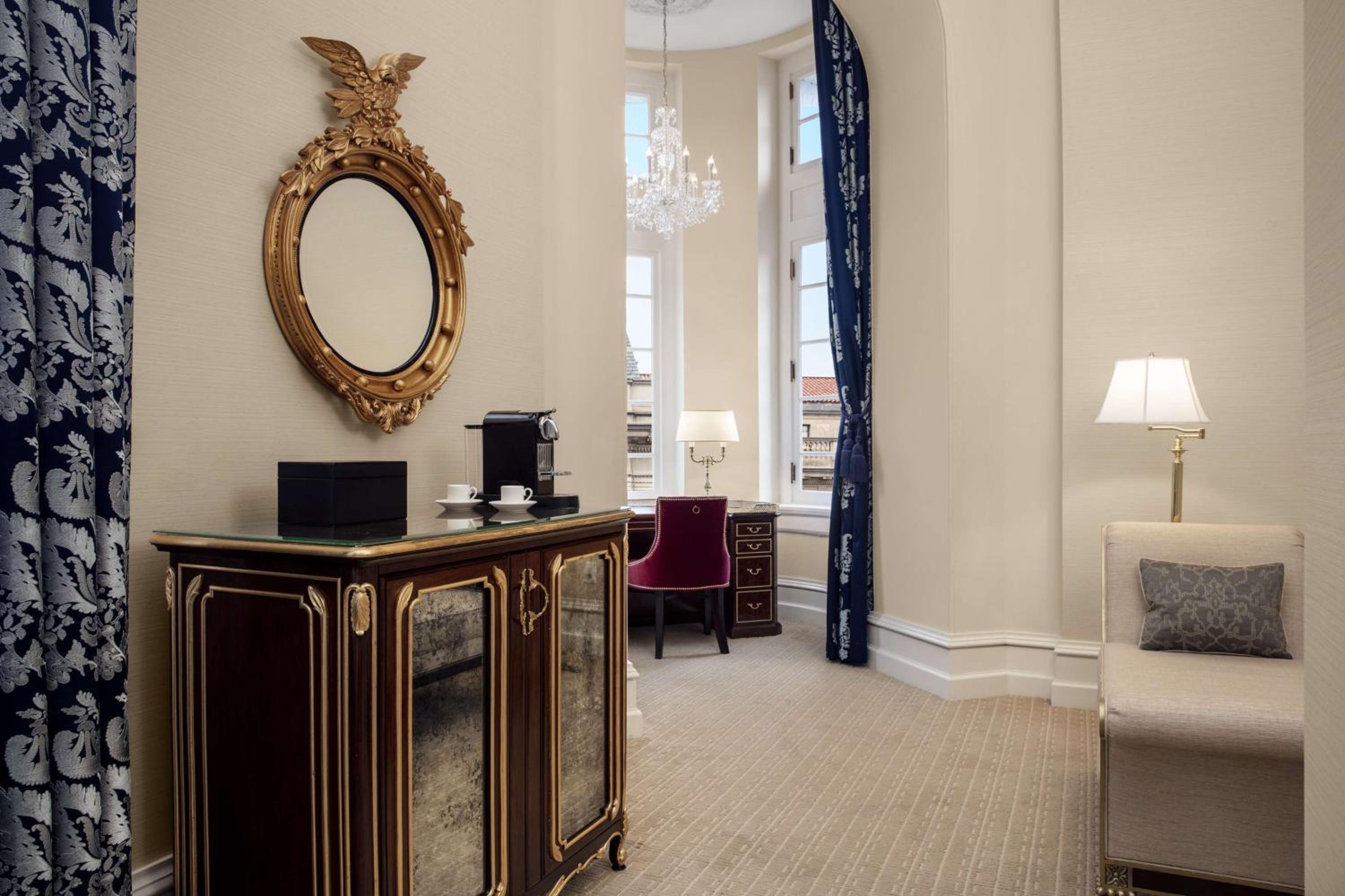 Grand Queen Room with Two Queen Beds