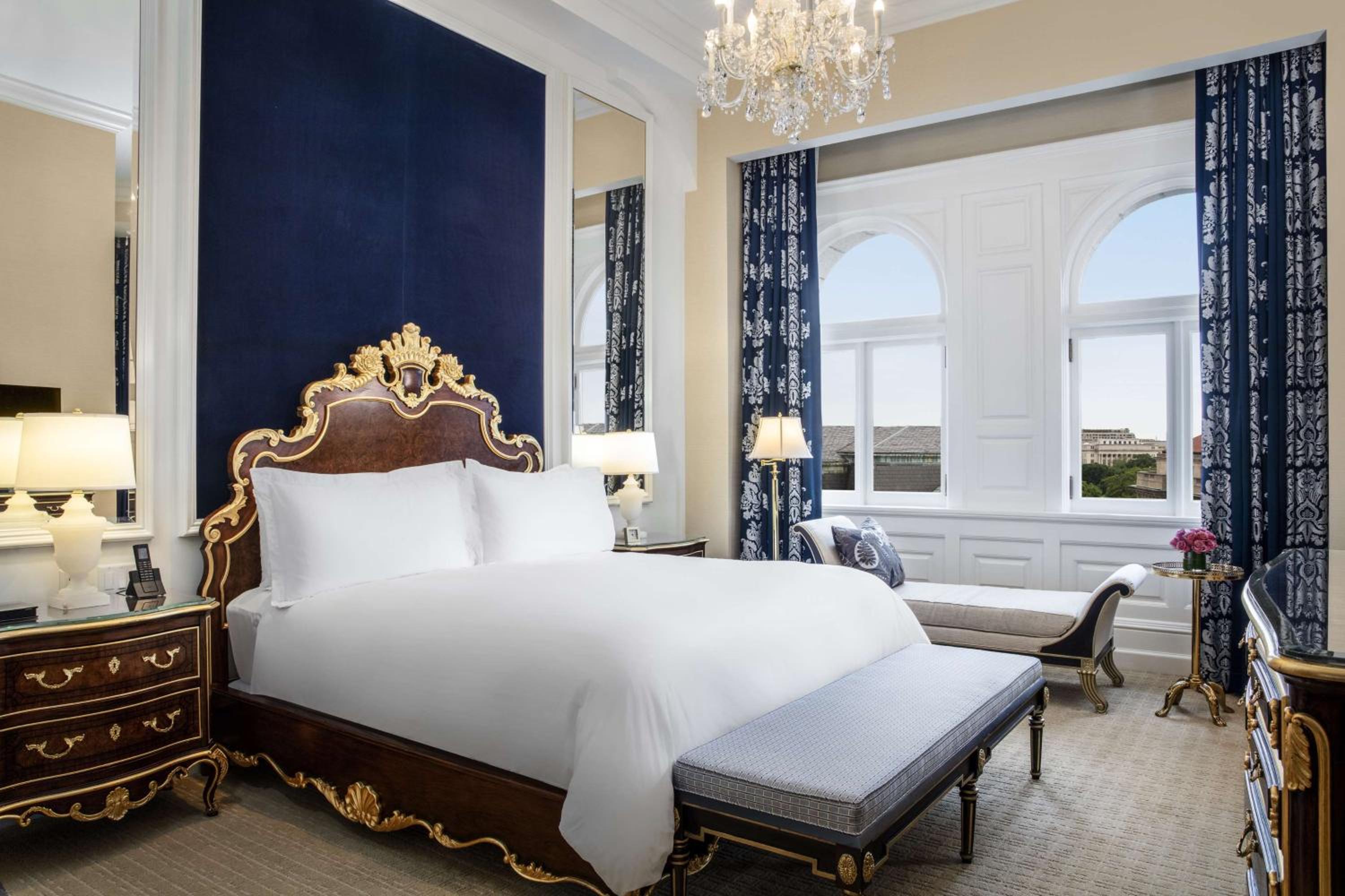 Superior King Studio Suite