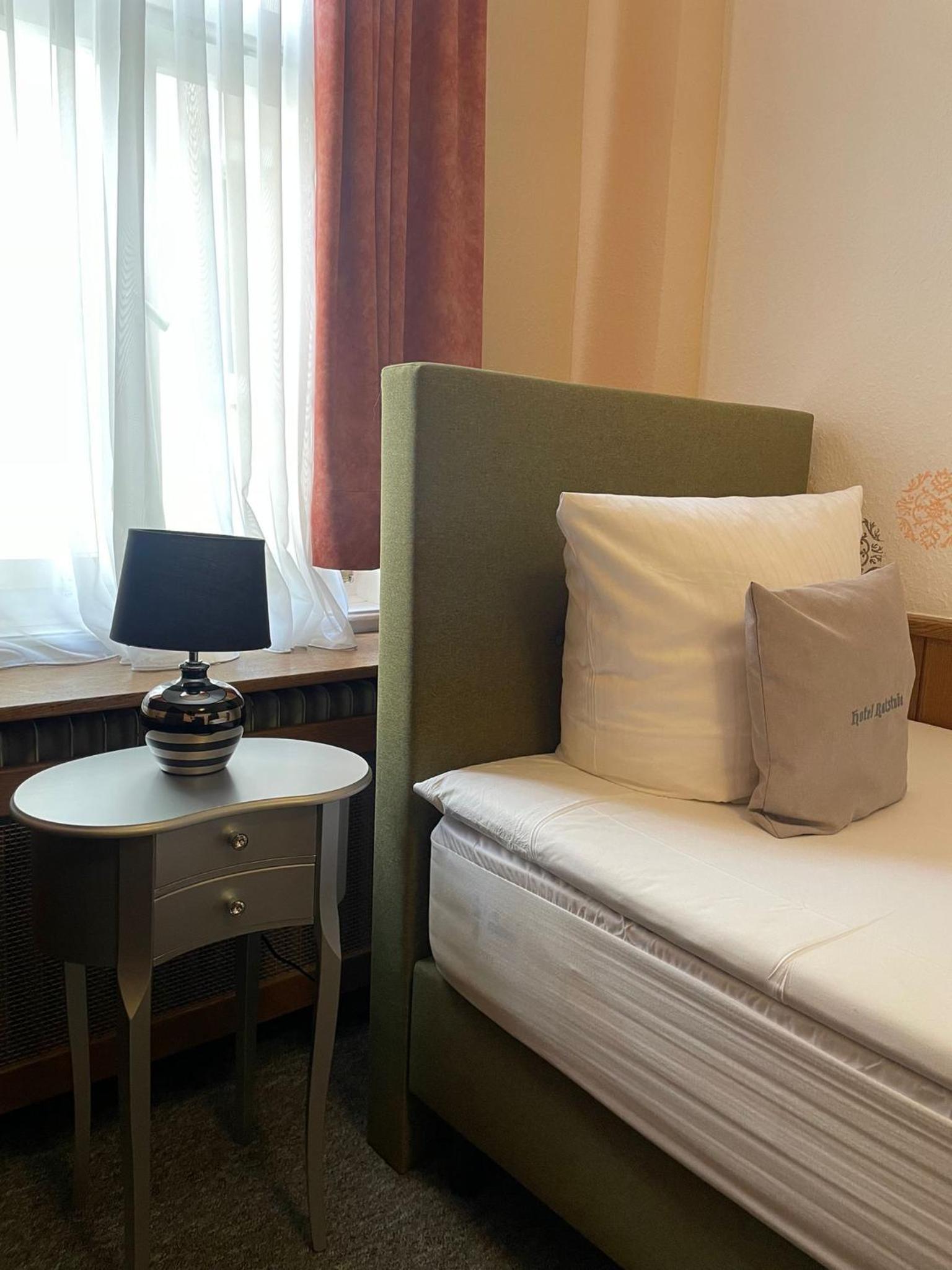 Single Room with Private Bathroom photo 1