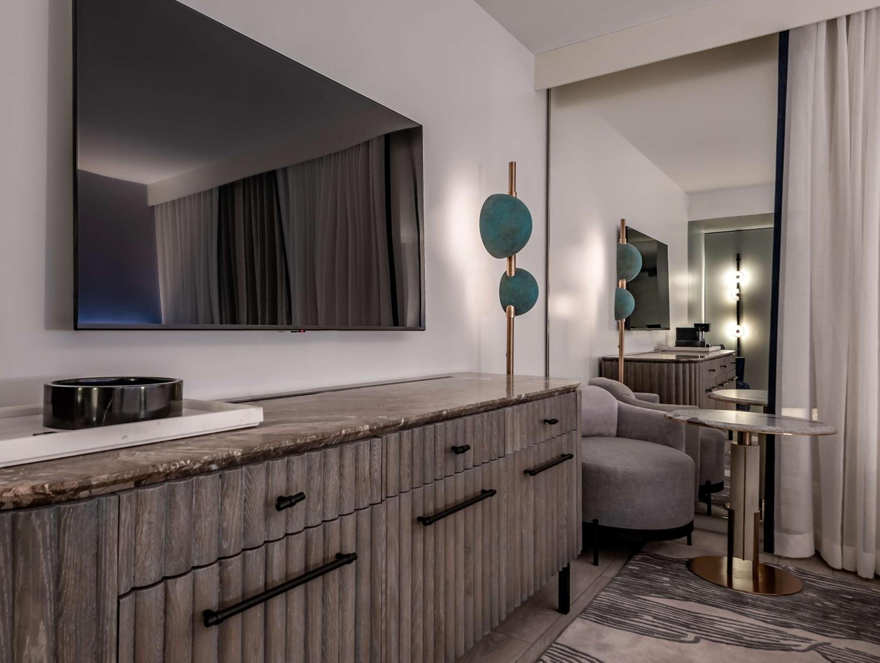 One-Bedroom King Suite - Photo 1