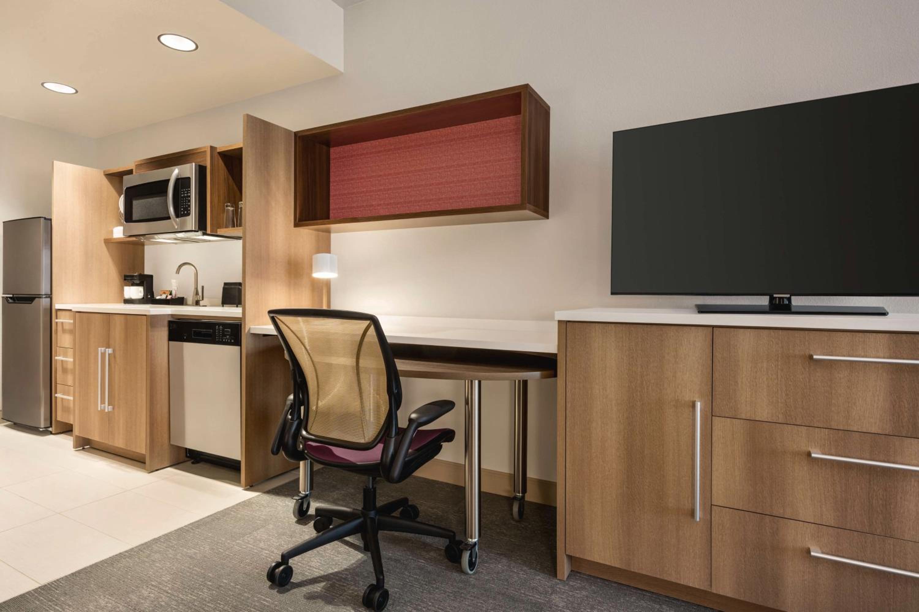 King Studio Suite - Photo 5