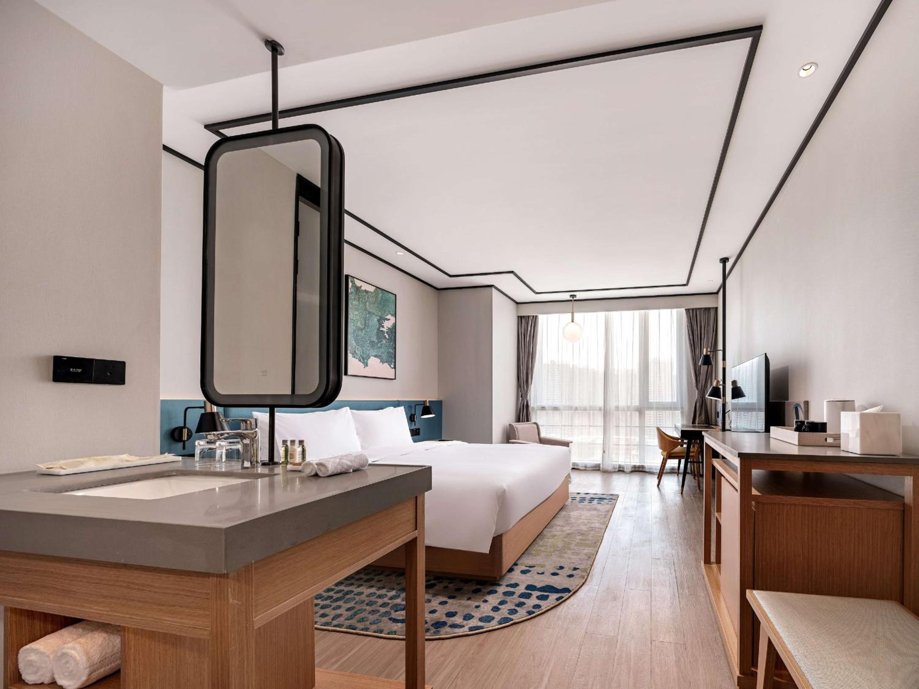 King Guest Room - Photo 1