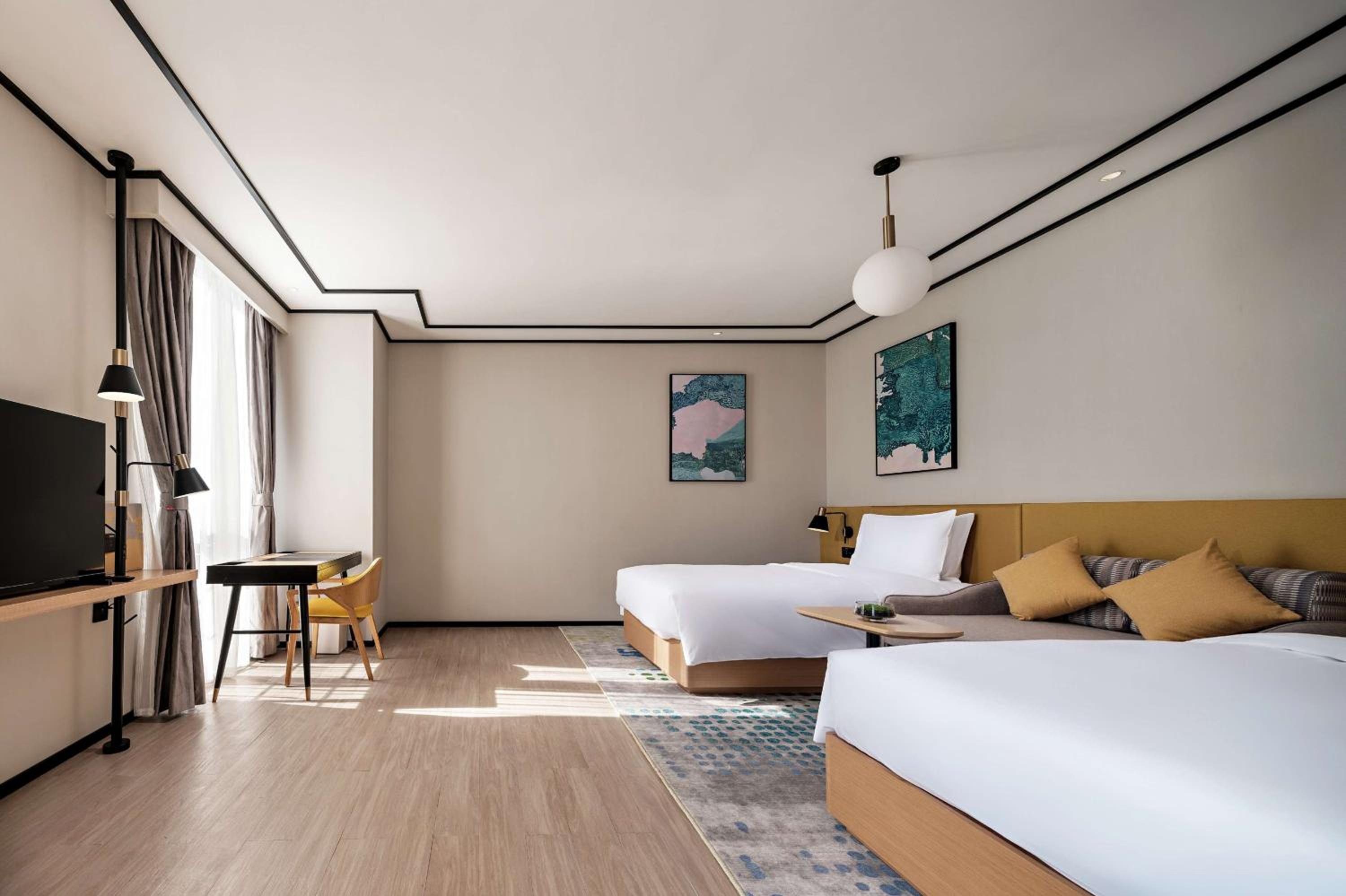 Twin Room - Photo 2