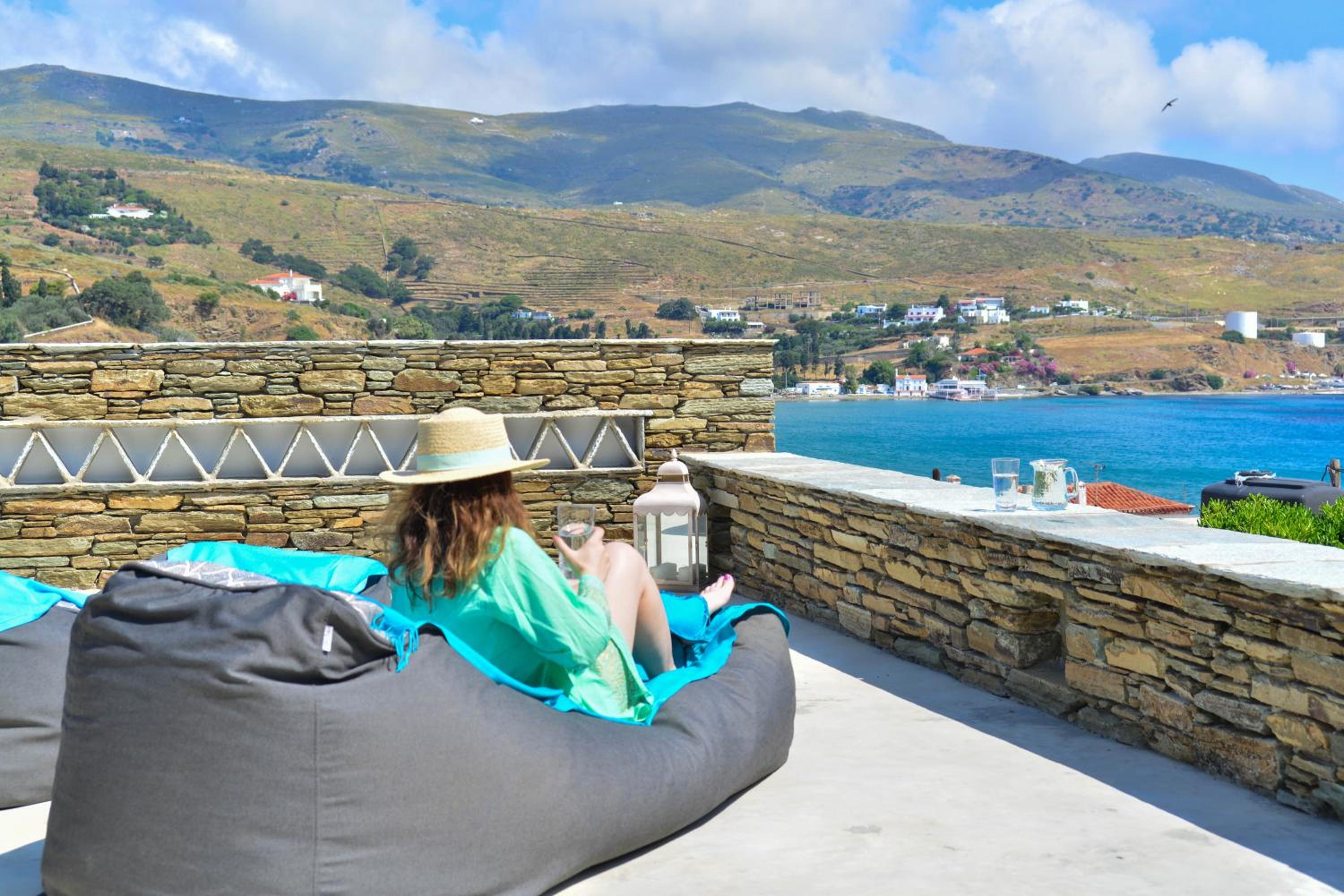 Studio Apartment with Sea View photo 3