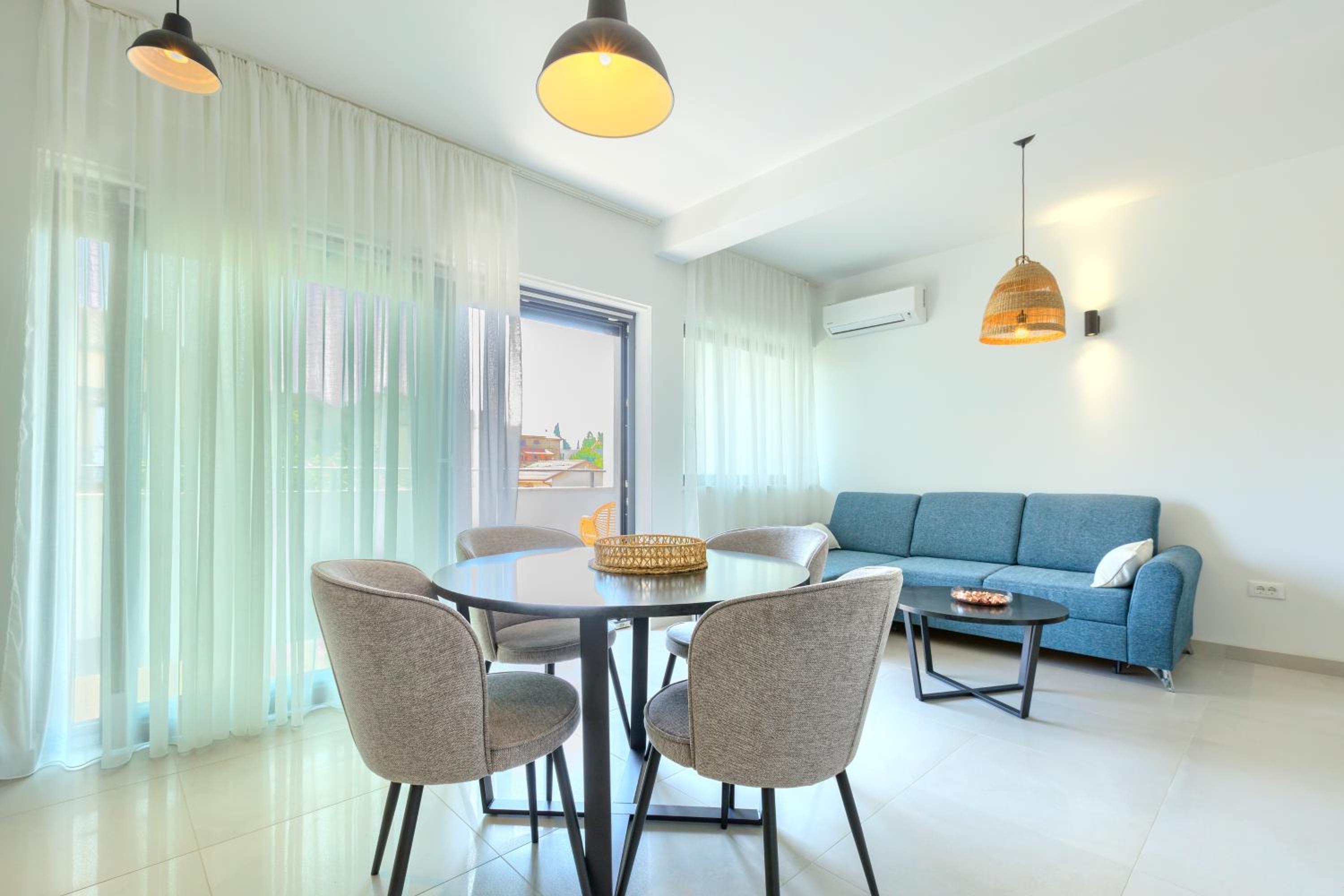 Apartment with Garden View photo 2