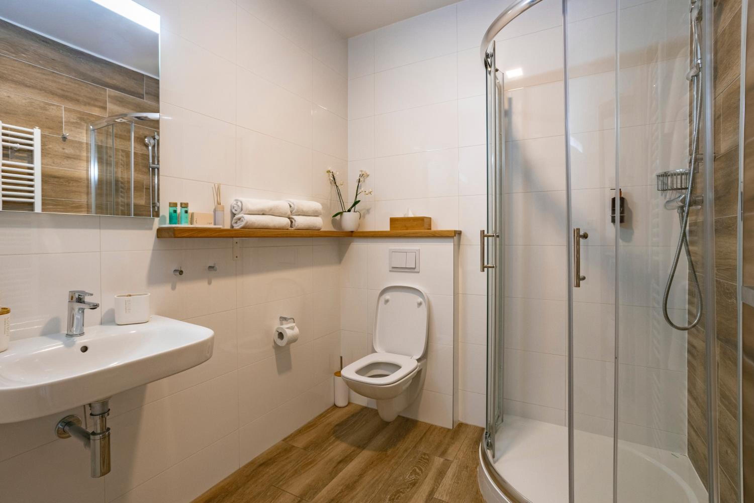 Superior Double or Twin Room with Garden View photo 3