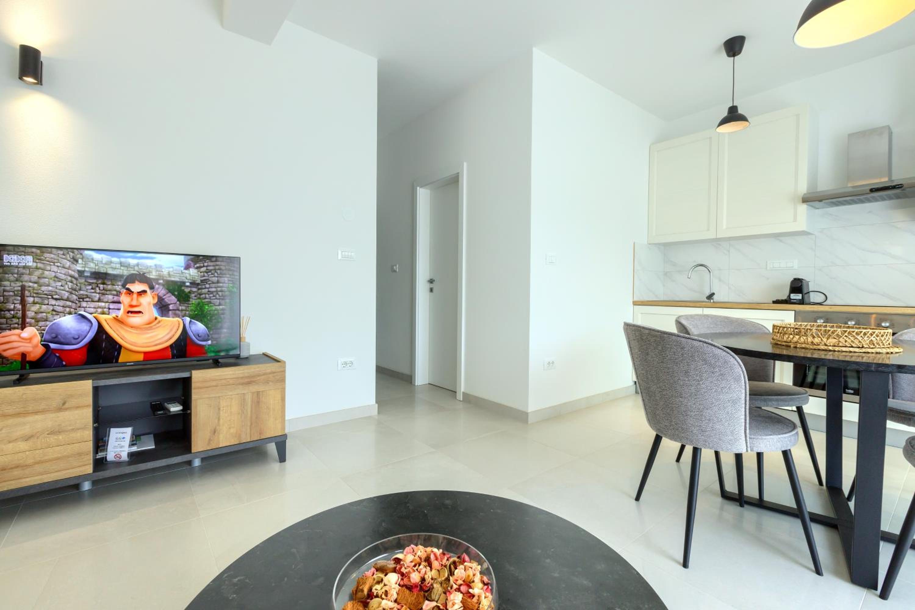 Apartment with Garden View photo 3