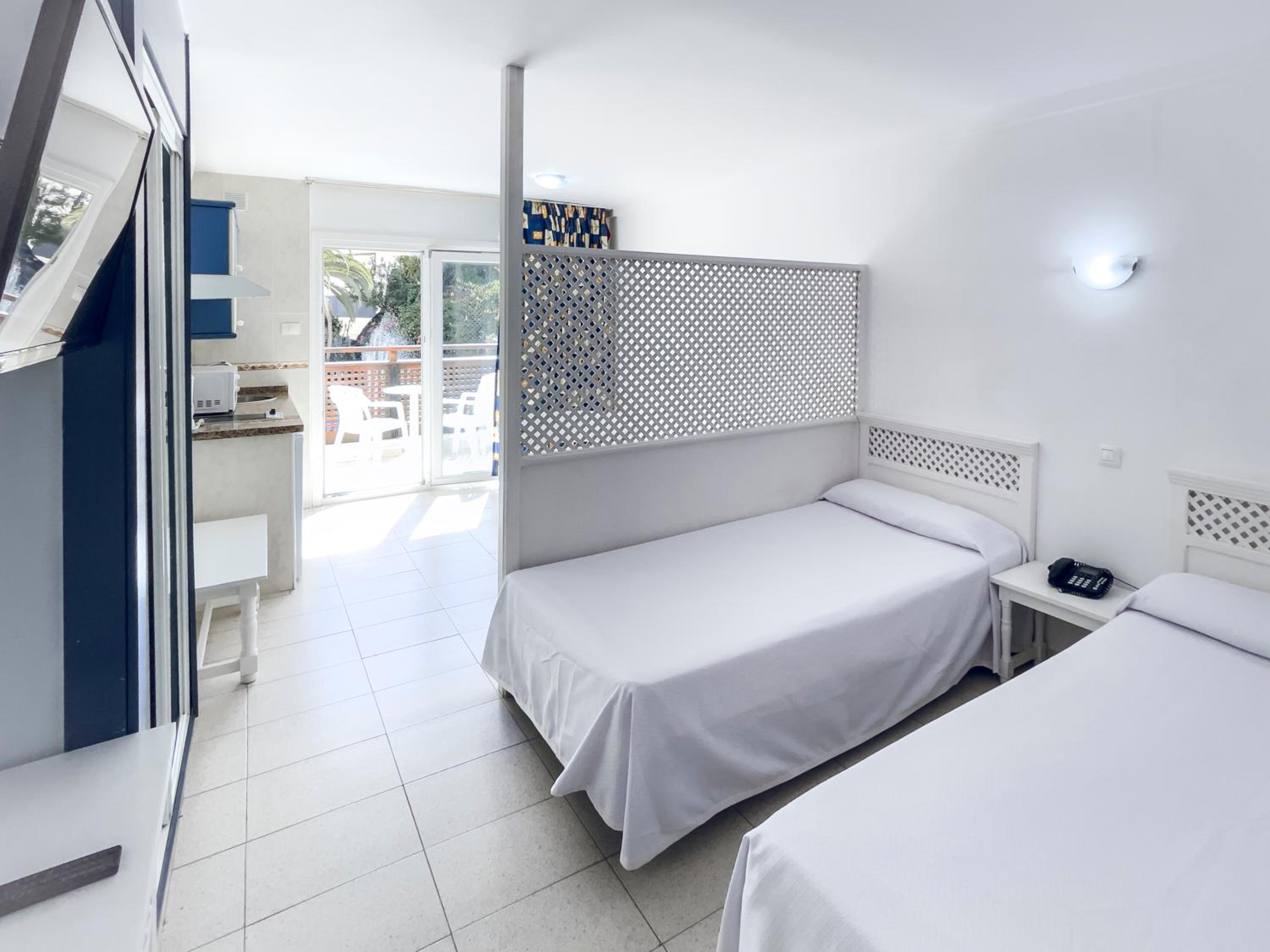Studio Low Cost (2 Adults) - Photo 1