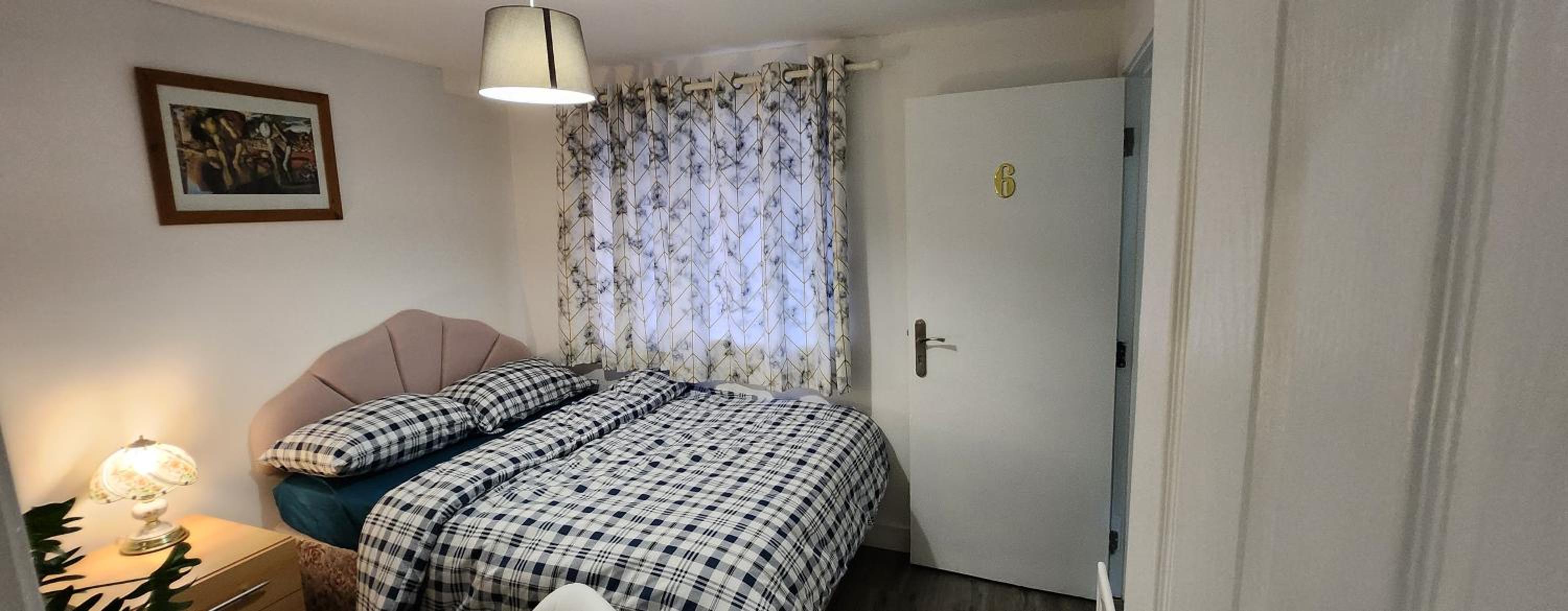 Economy Double Room photo 1