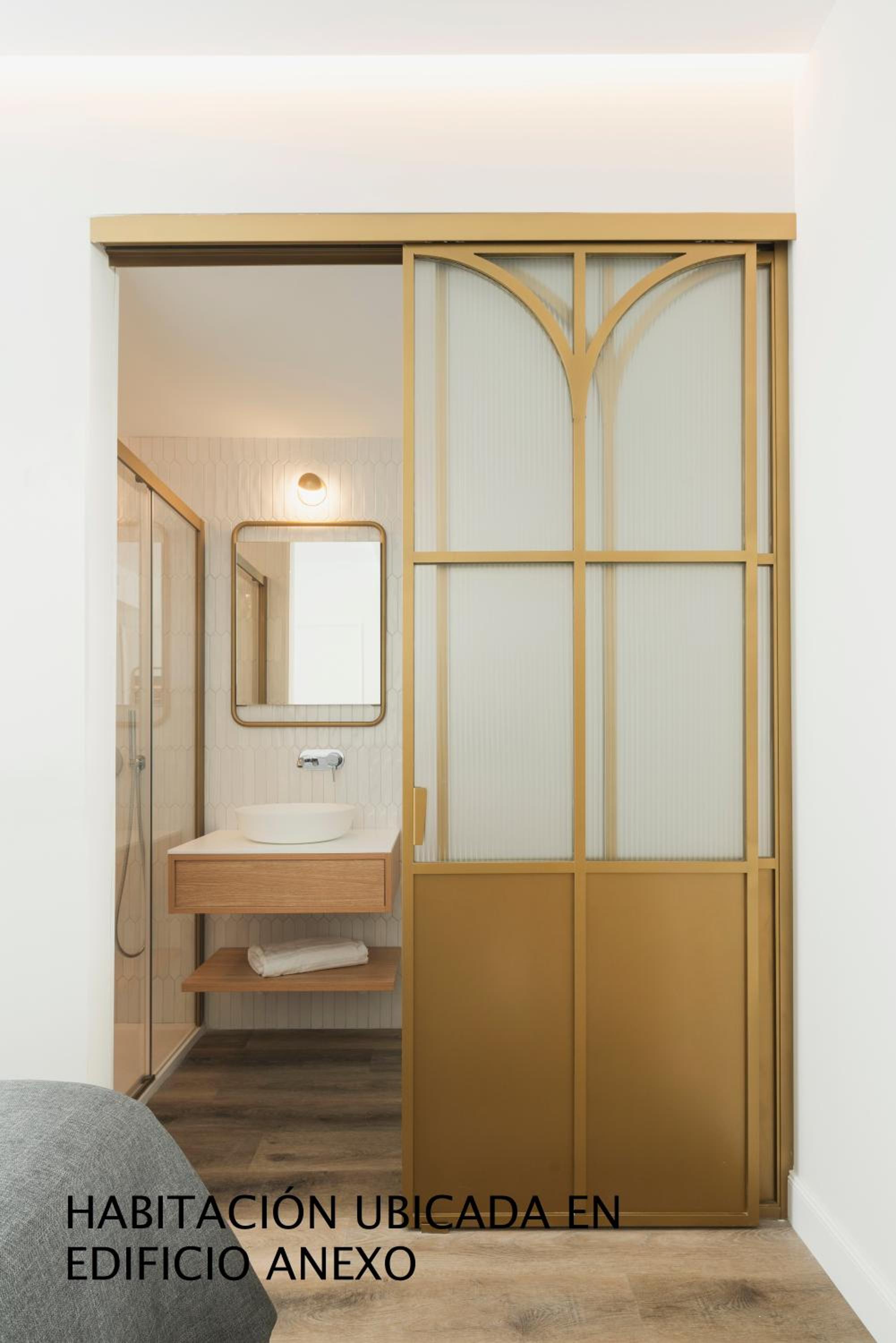 Petit Conqueridor Single Room
