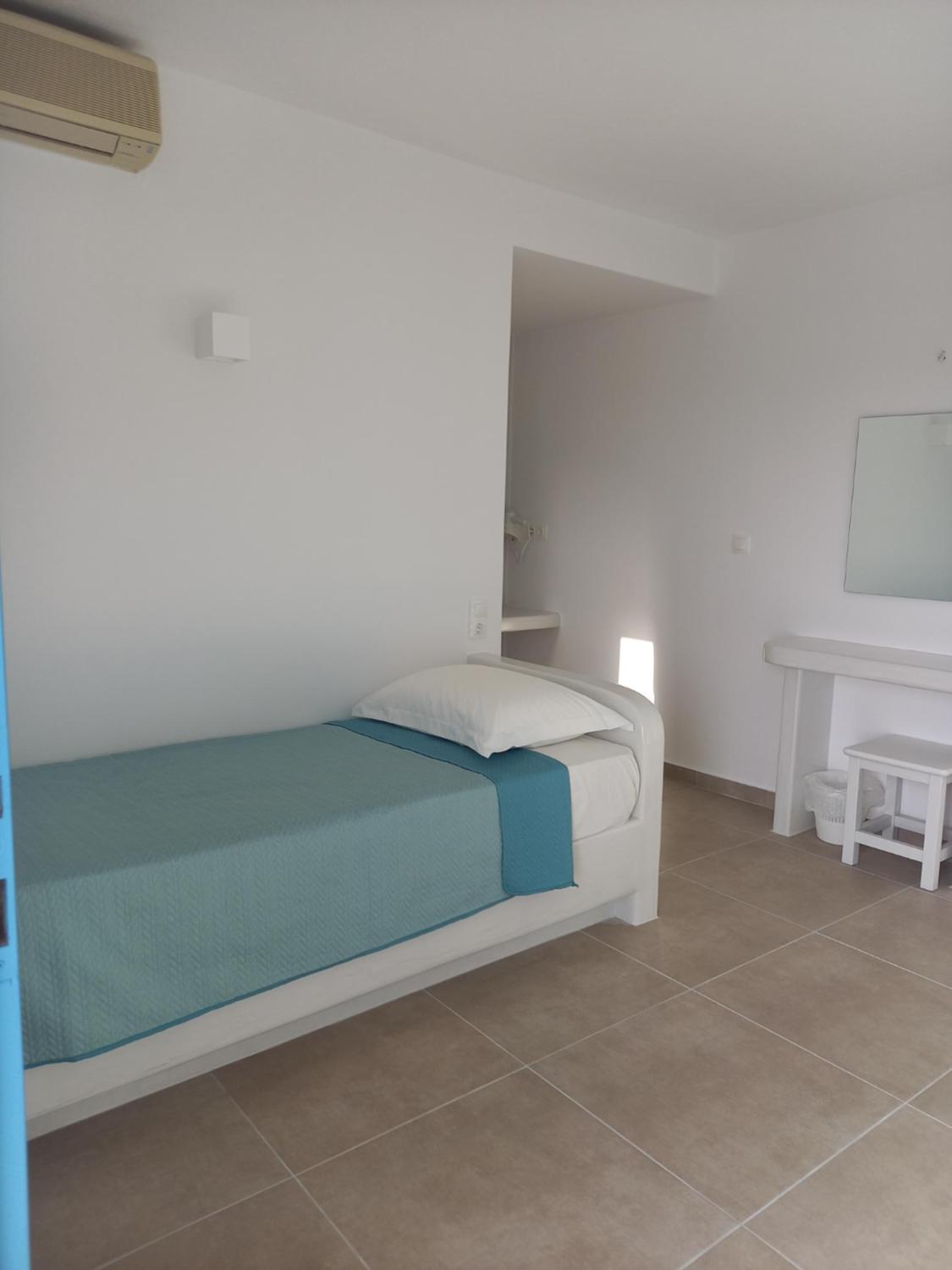 Triple Room photo 2