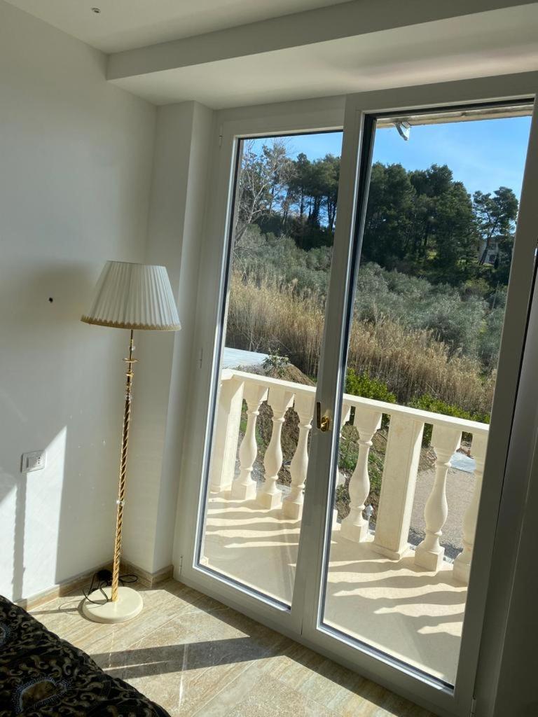 King Room with Balcony photo 3