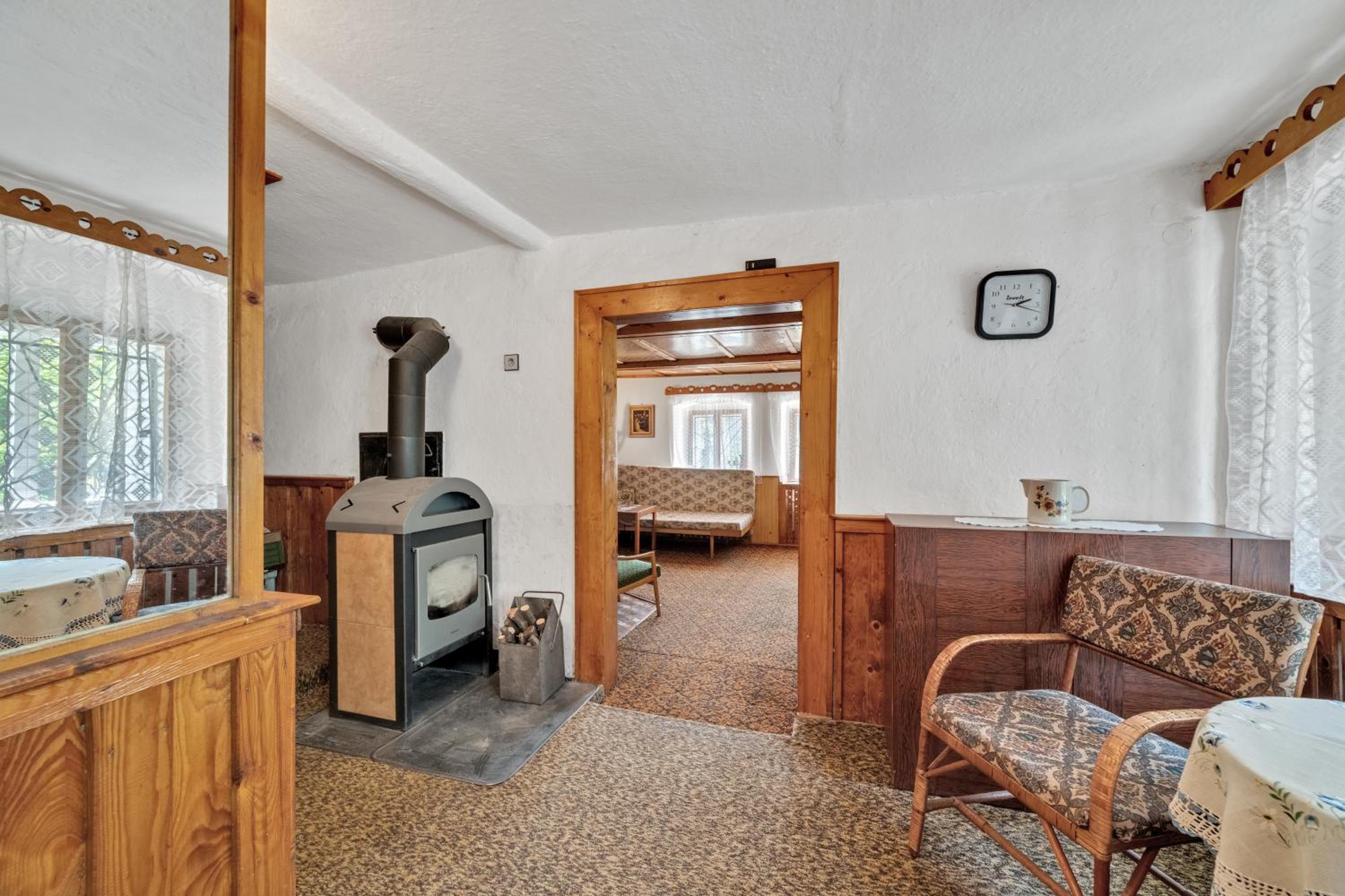 Four-Bedroom House photo 2