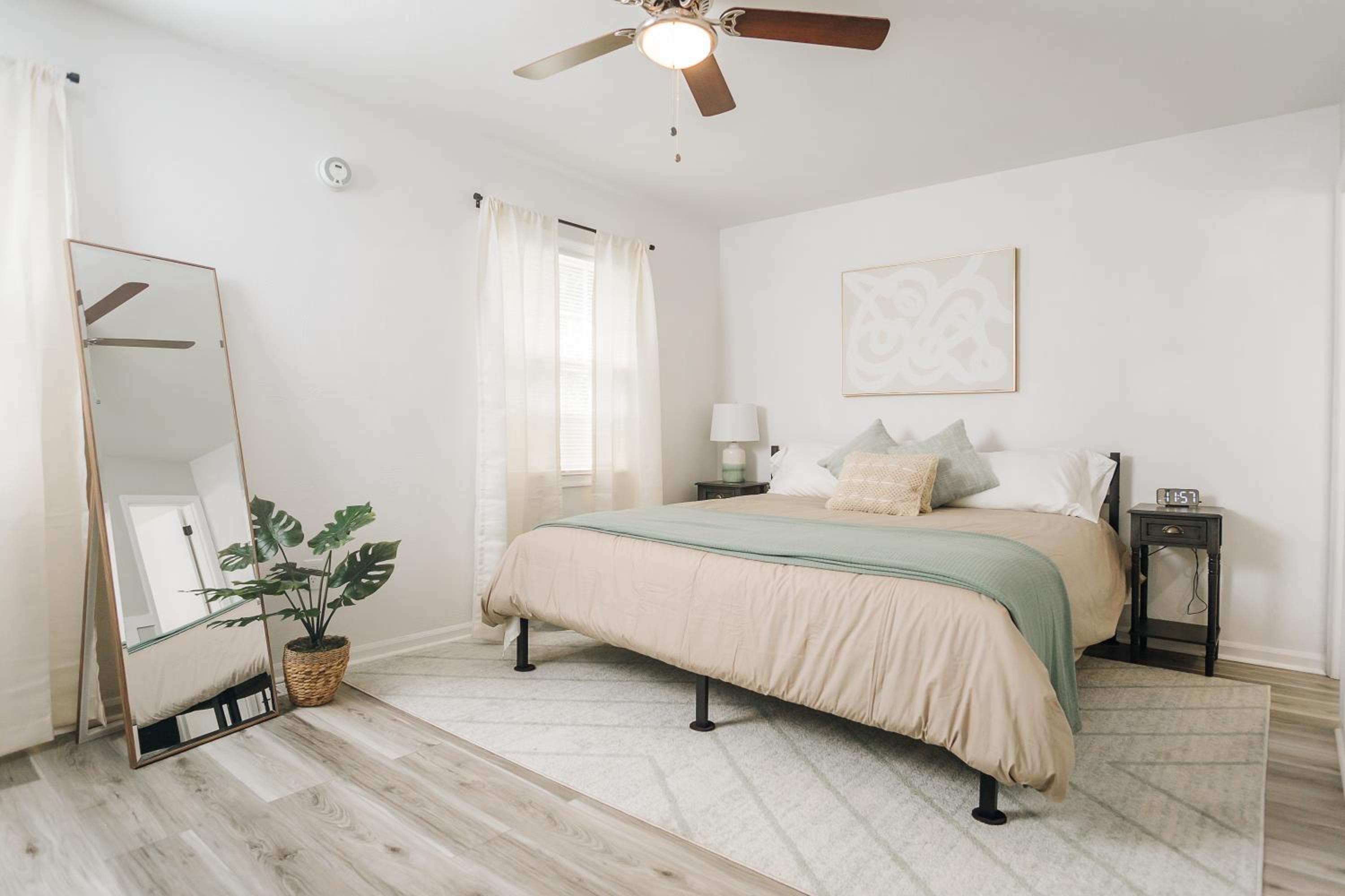 Three-Bedroom House photo 1
