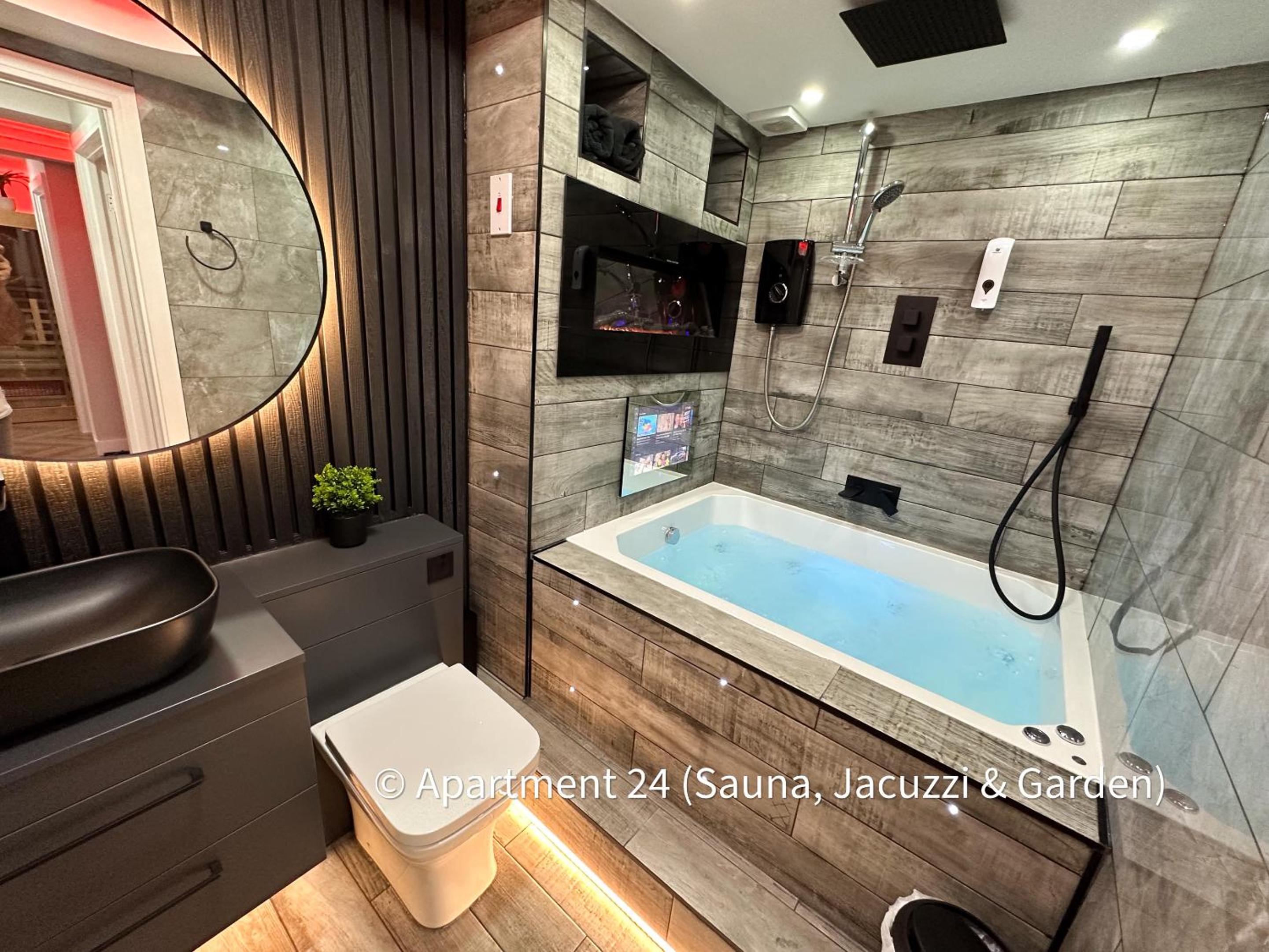 One-Bedroom Apartment - Photo 43