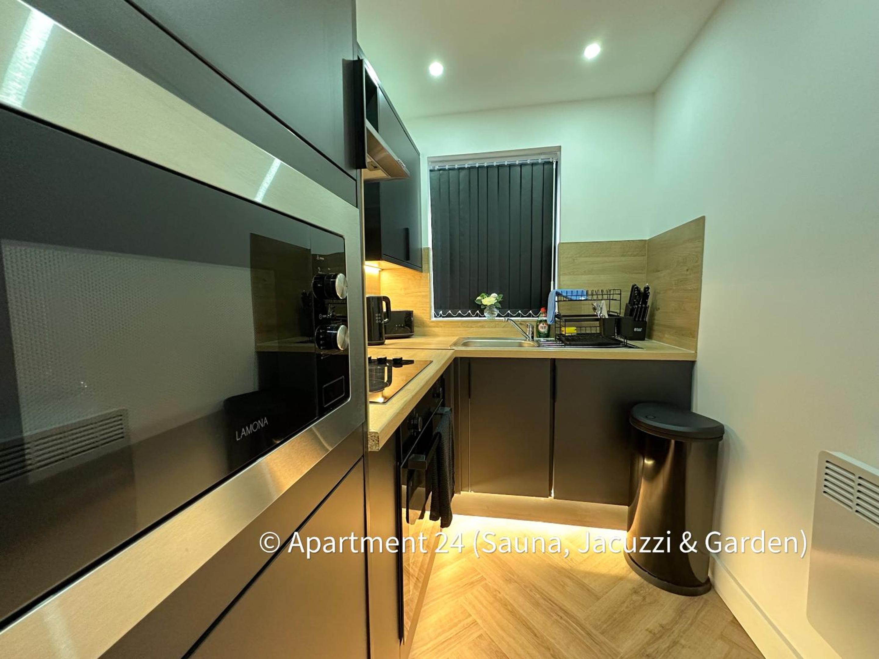 One-Bedroom Apartment - Photo 35