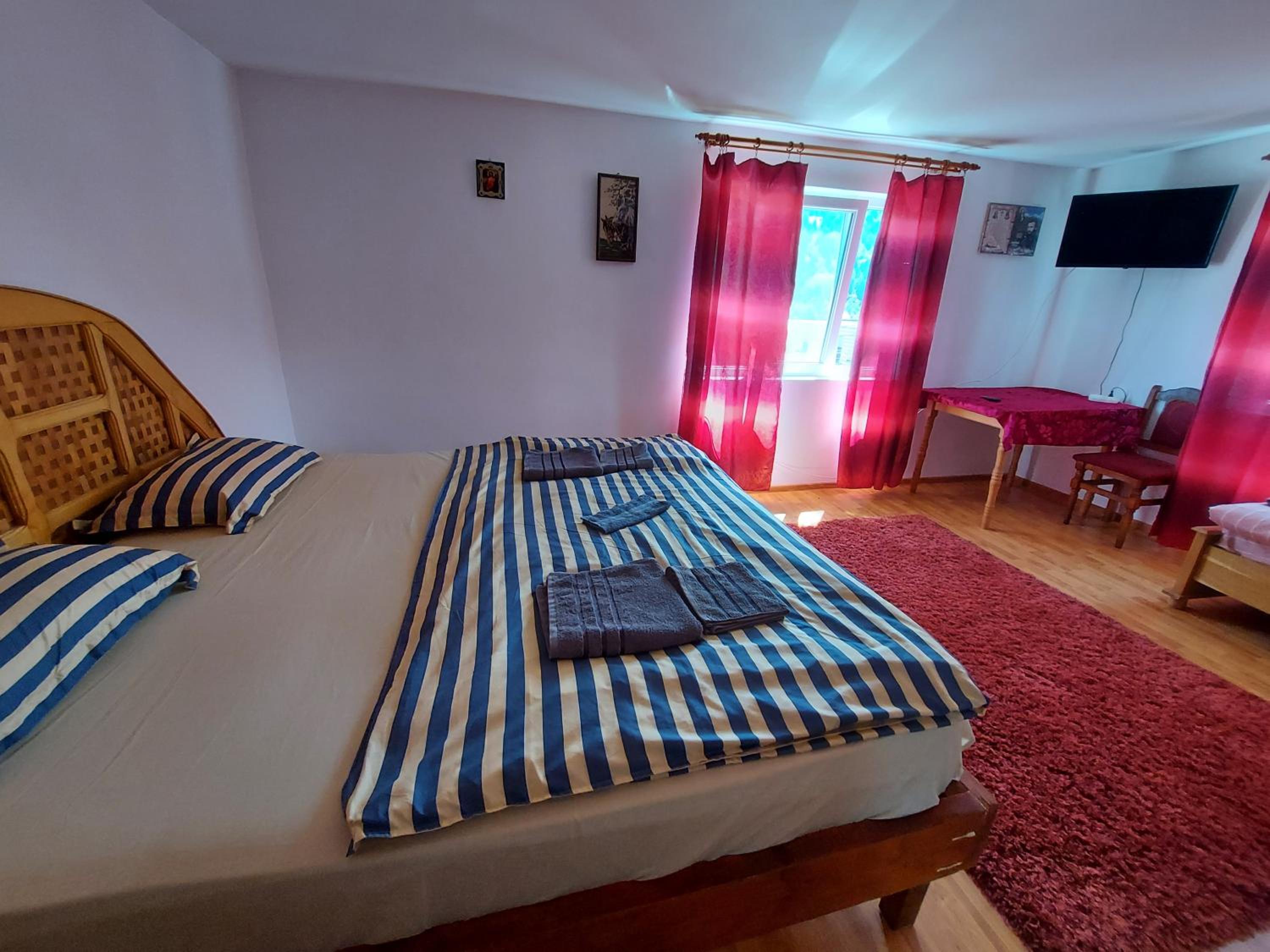 Apartment - Photo 2