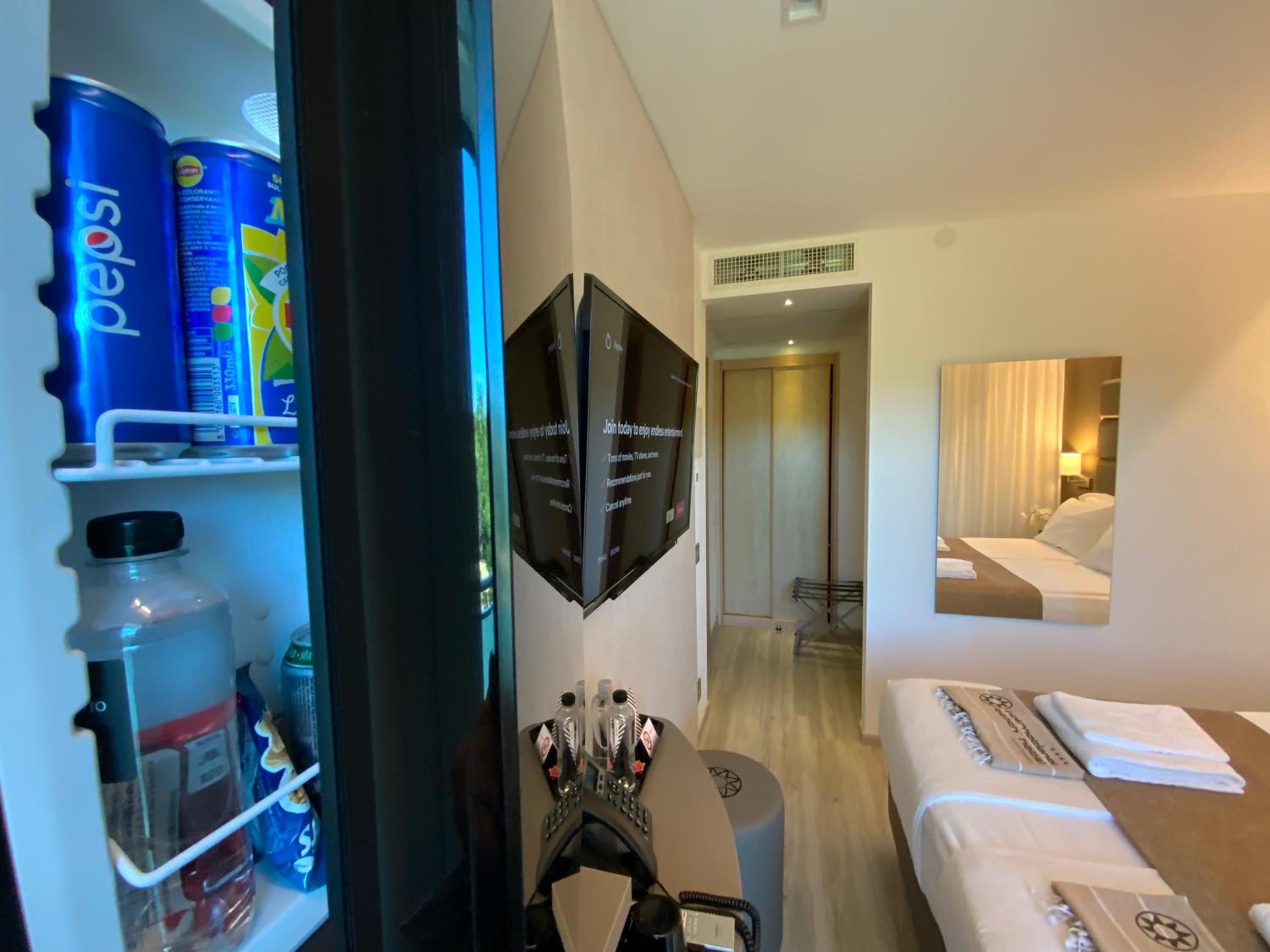 Budget Double Room photo 1