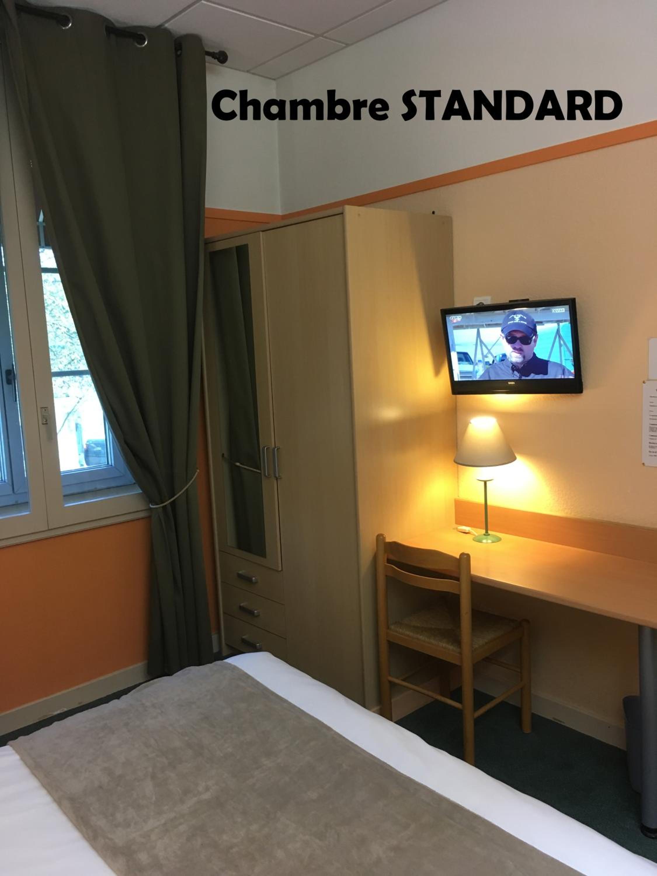 Standard Double Room - Photo 1