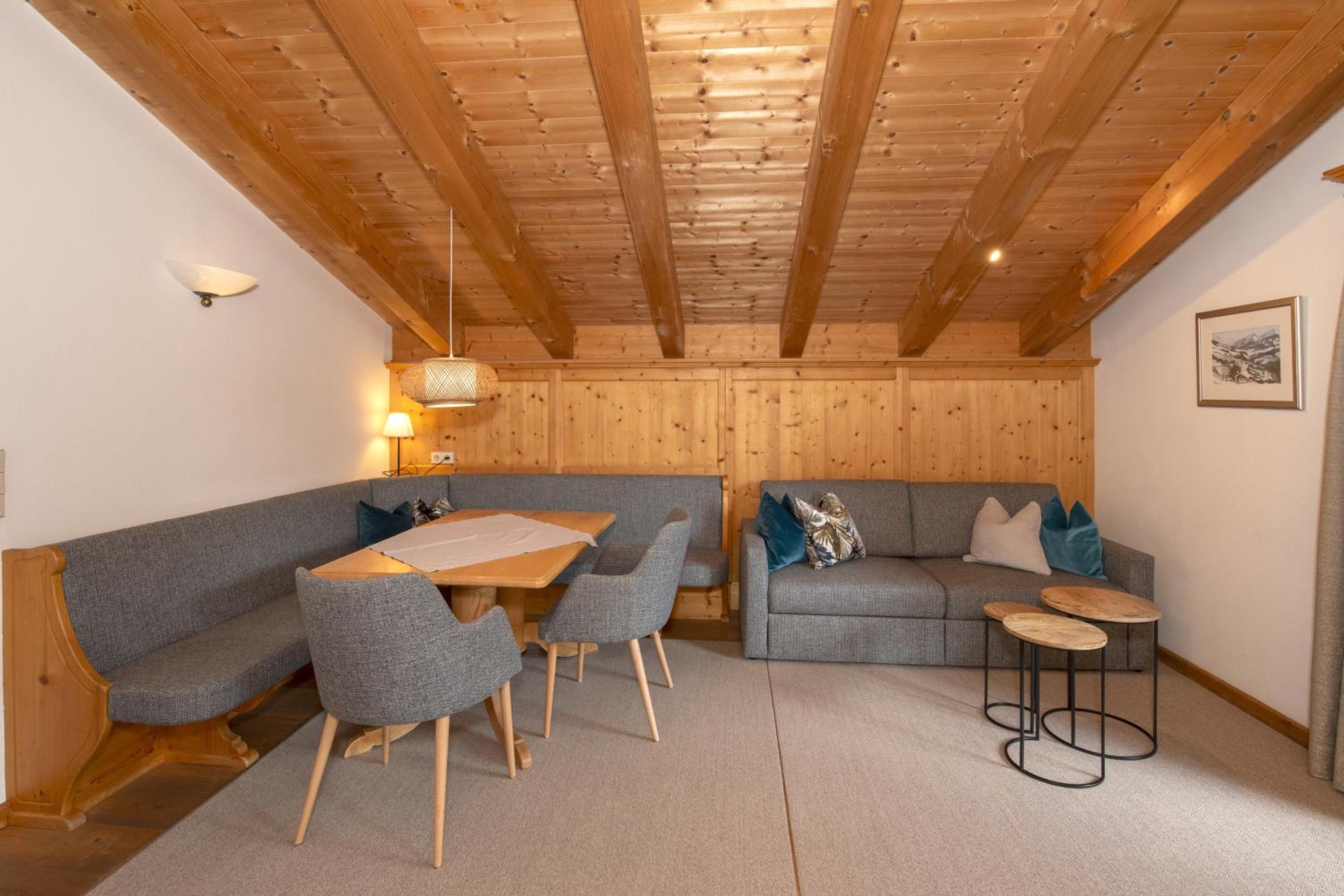 Two-Bedroom Apartment with Balcony photo 1