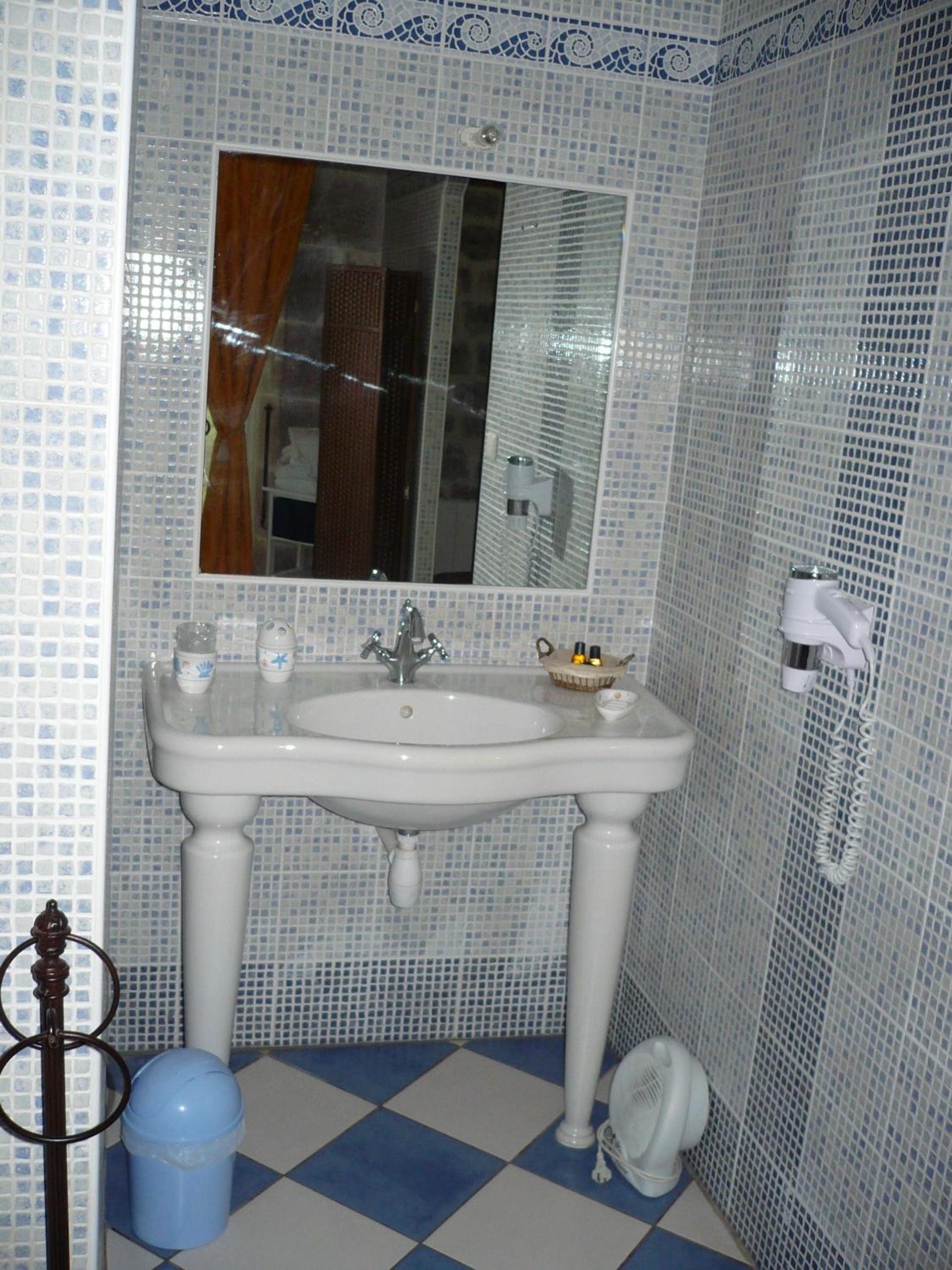Quadruple Room With Bath Mediterranean photo 2