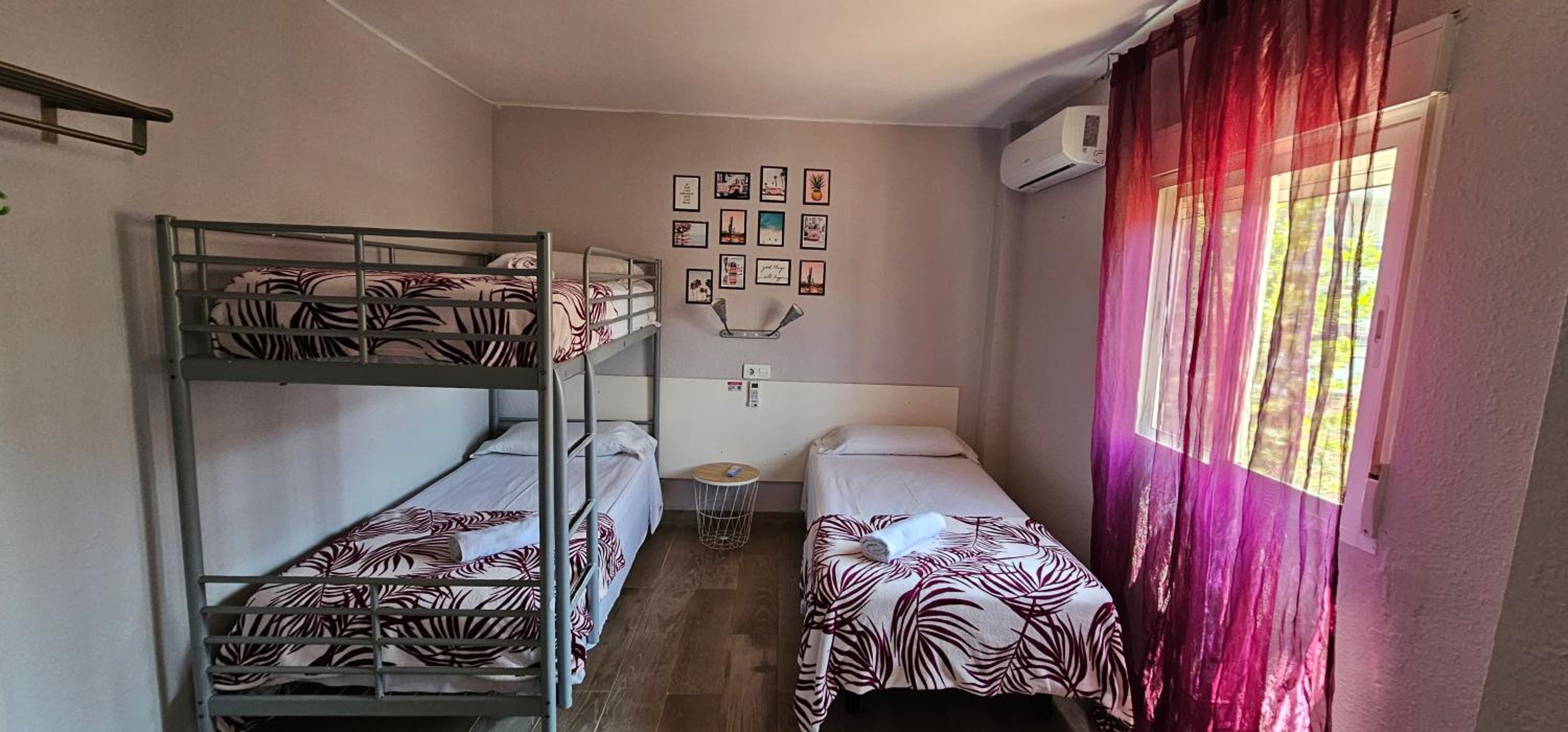 Triple Room